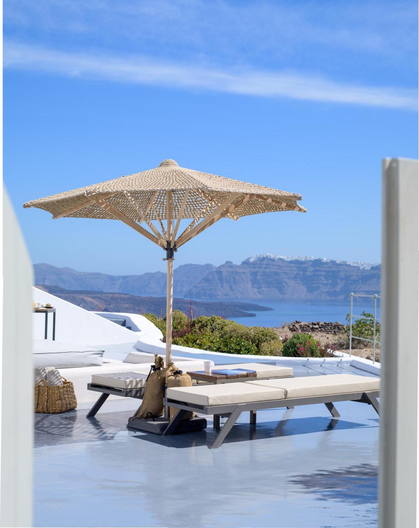 Cape 9 & 5* Akrotiri (Santorini)