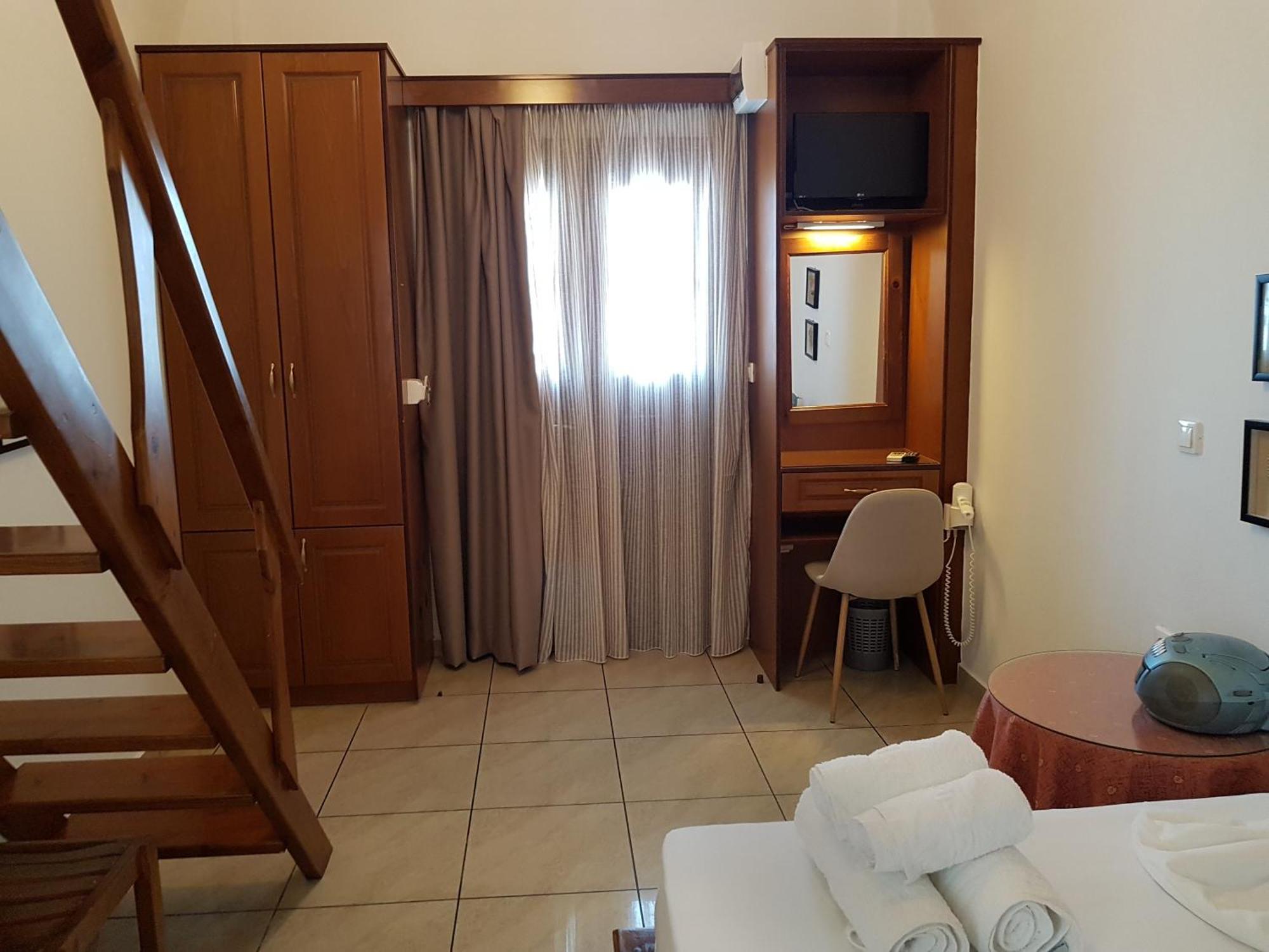 Aparthotel Abelonas Village *