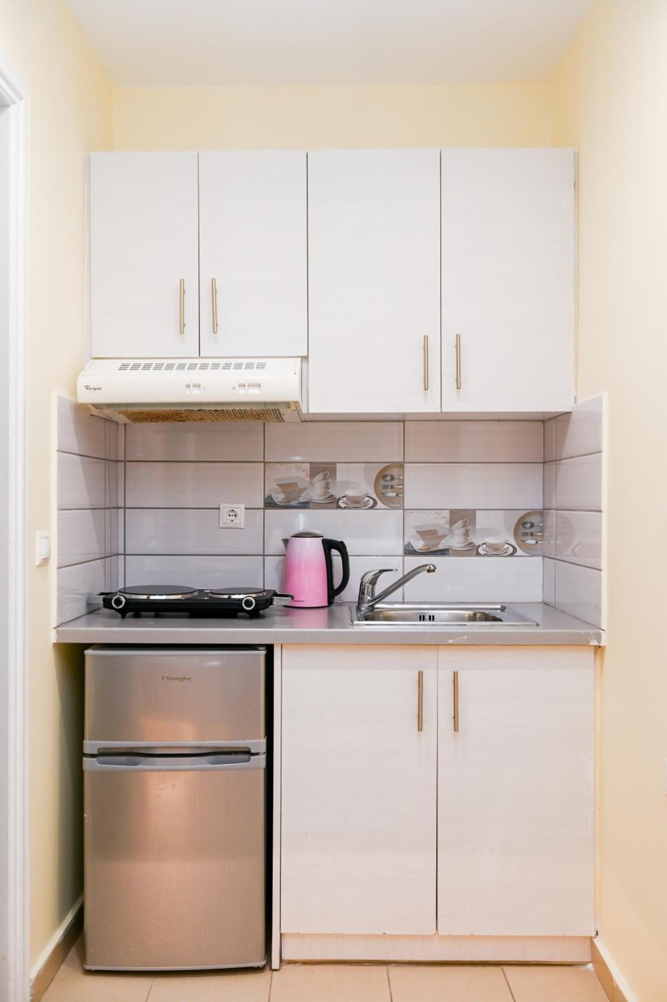 Apartment Georgia Pelekanou *