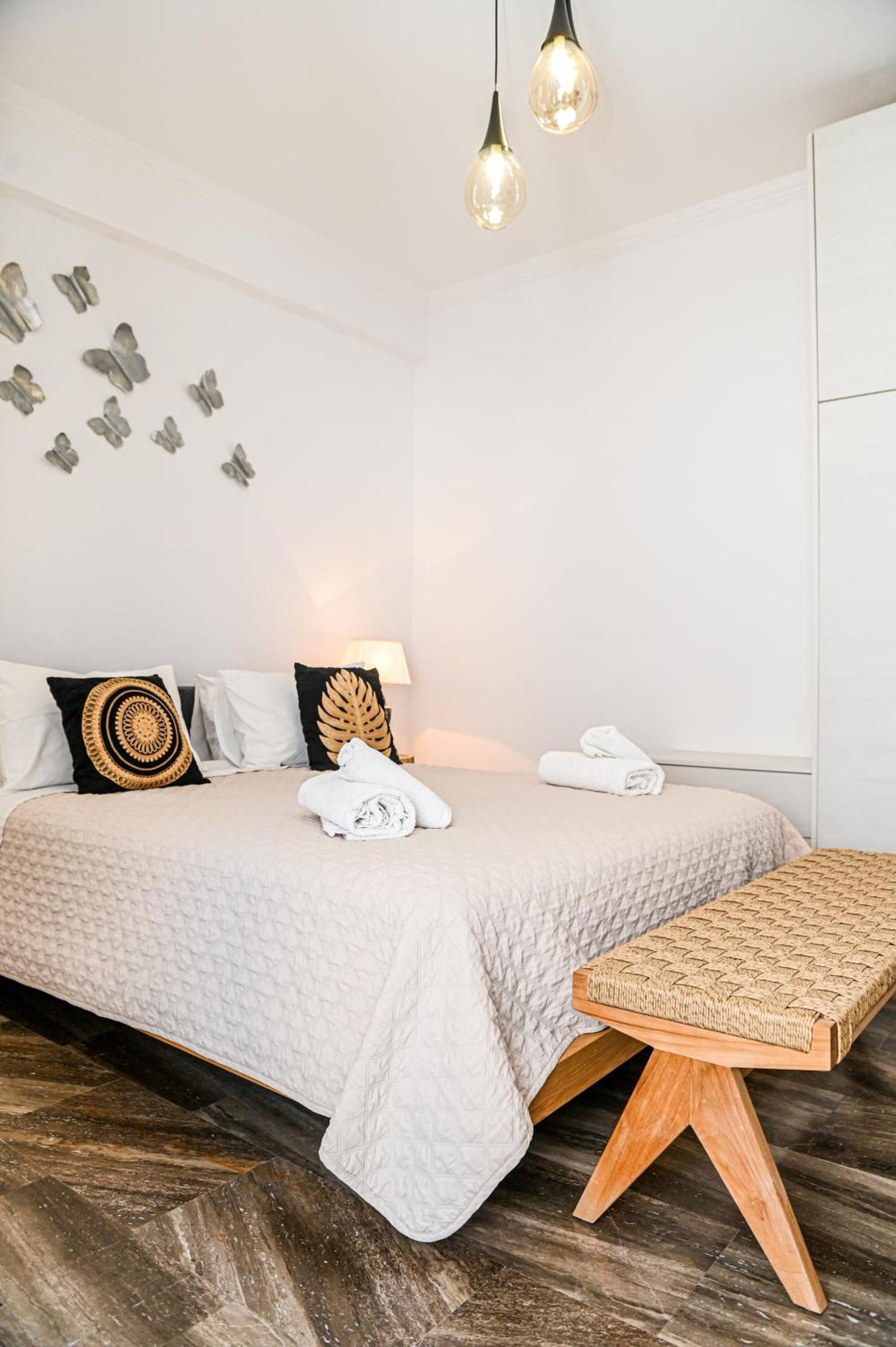 Georgia Pelekanou Apartment