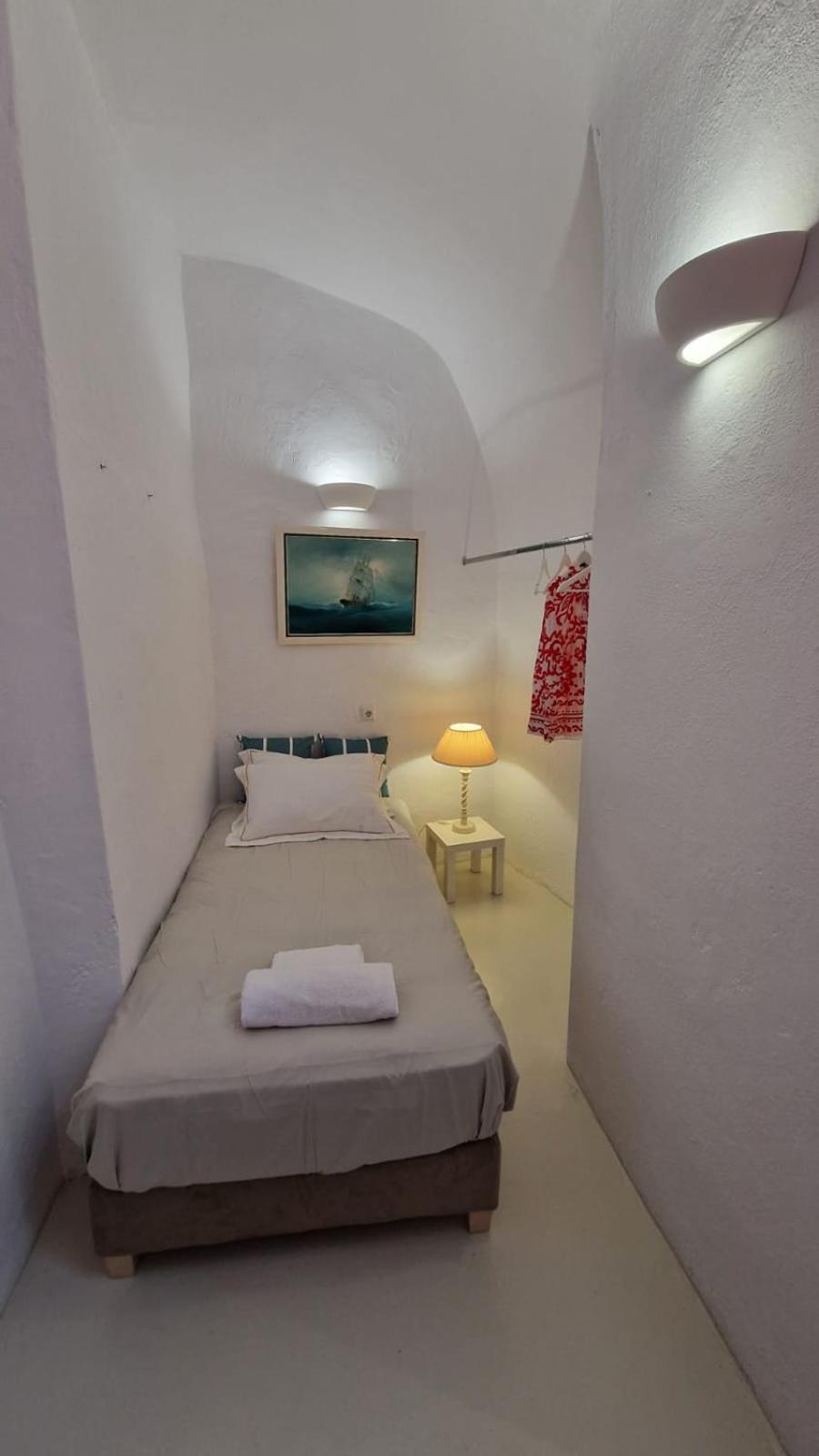 Apartment 1906 Cave