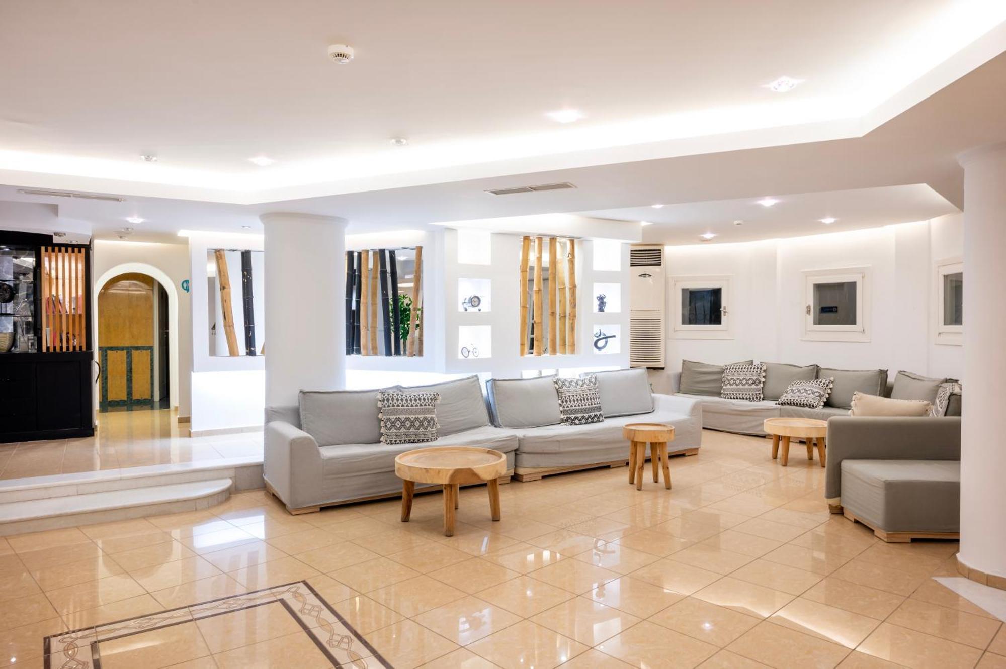 Hotel Smy Santorini &