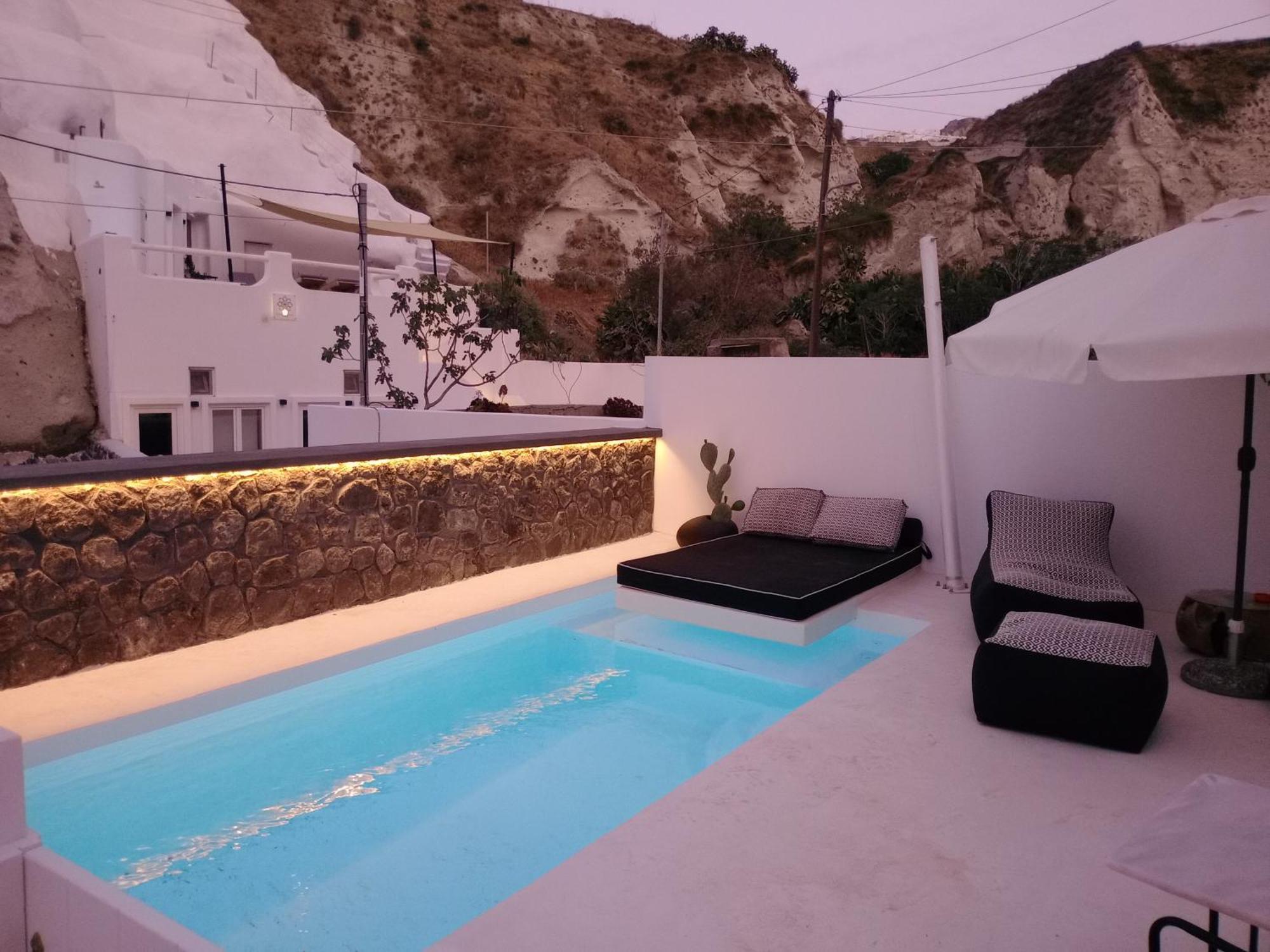 The Magic Luxury Cave Apartment