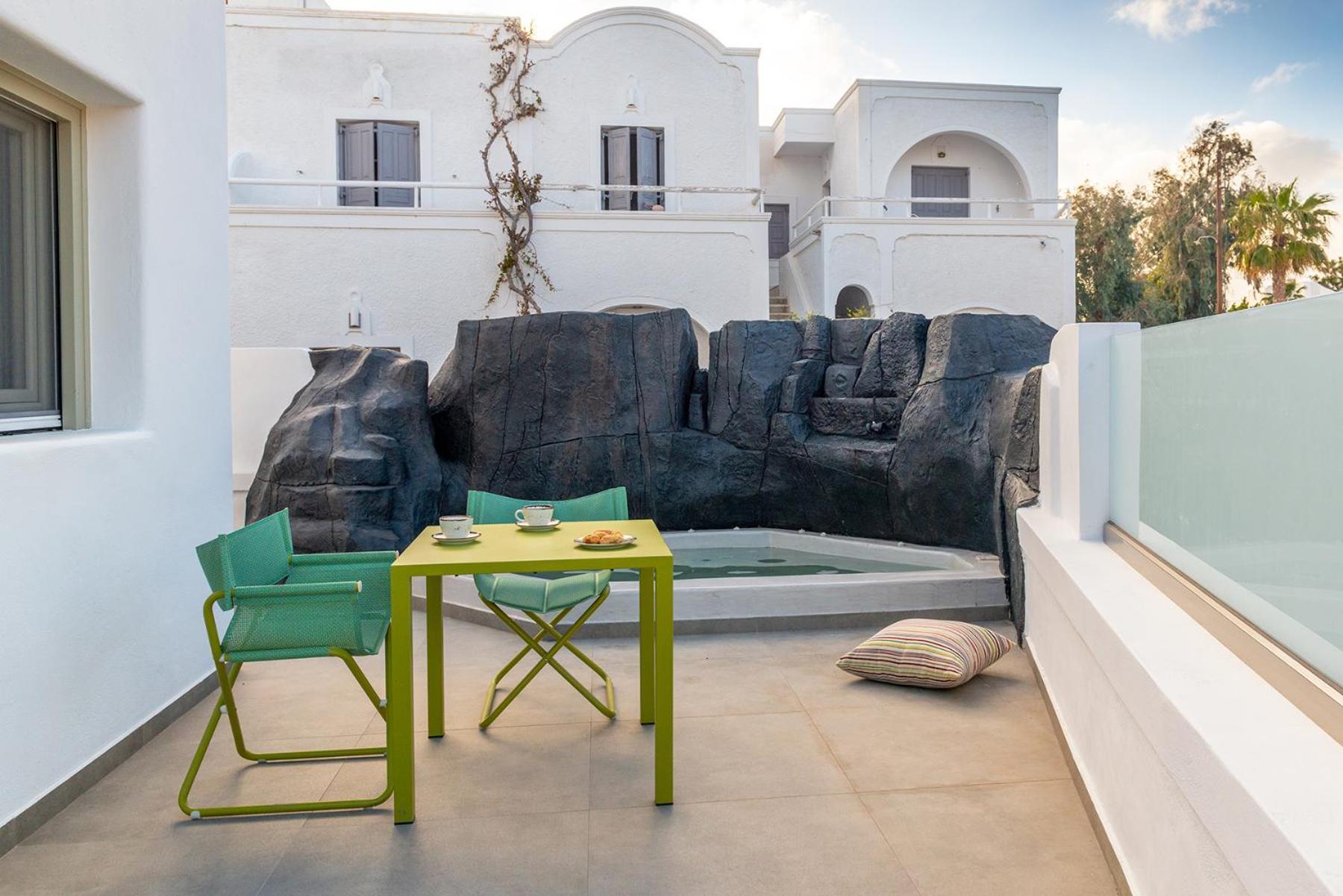 Stardust * Kamari (Santorini)