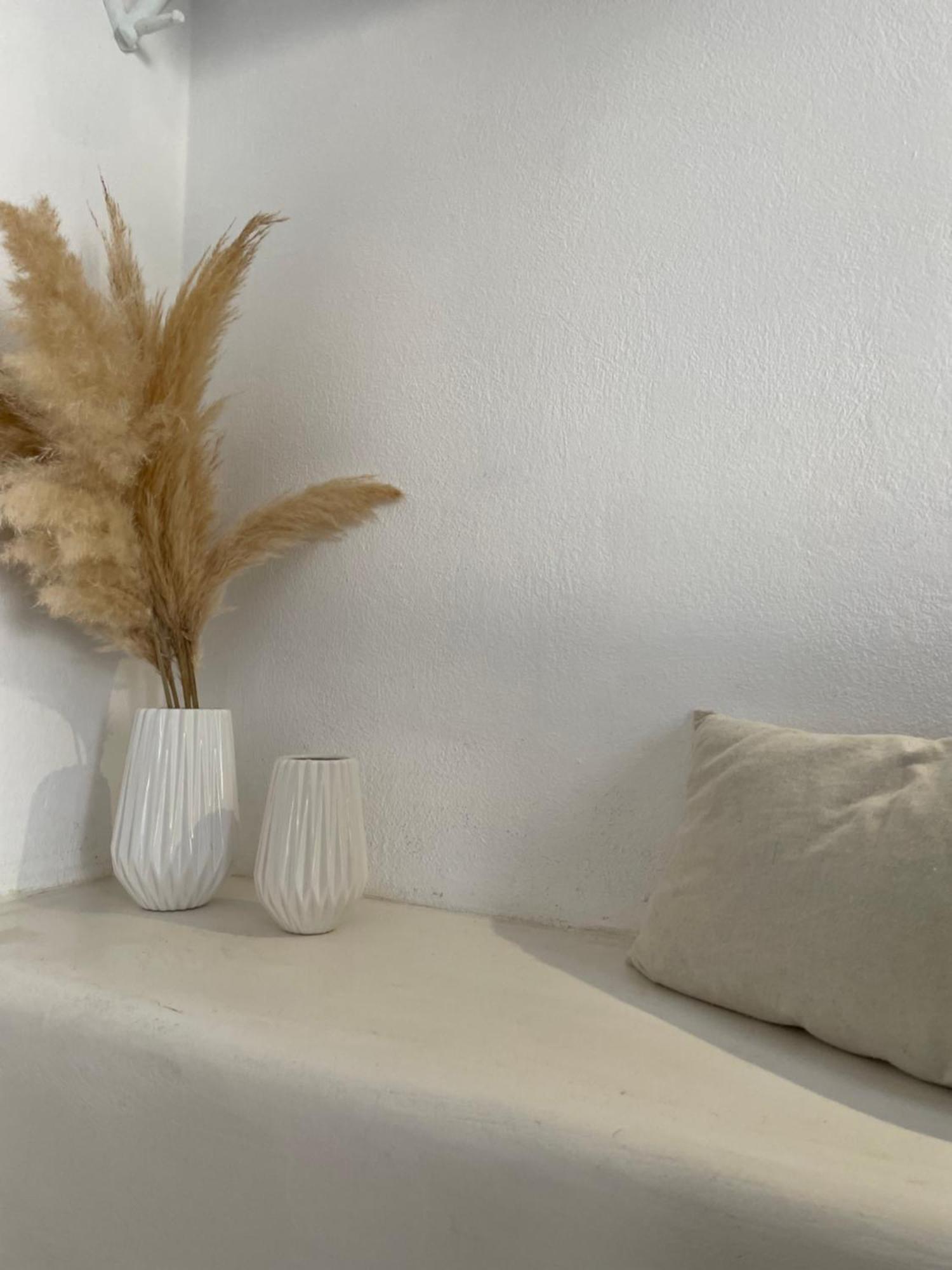 Maina Aparthotel Kamari (Santorini)