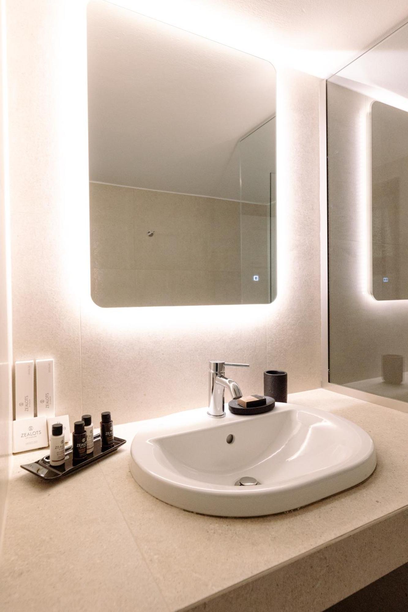 Kaminia Homes Exo Gonia