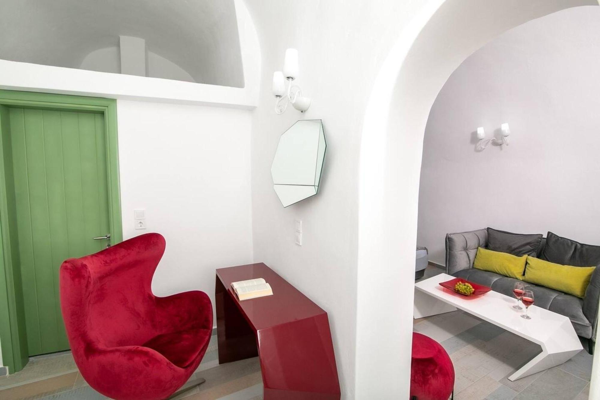 Elite Santorini Apartment