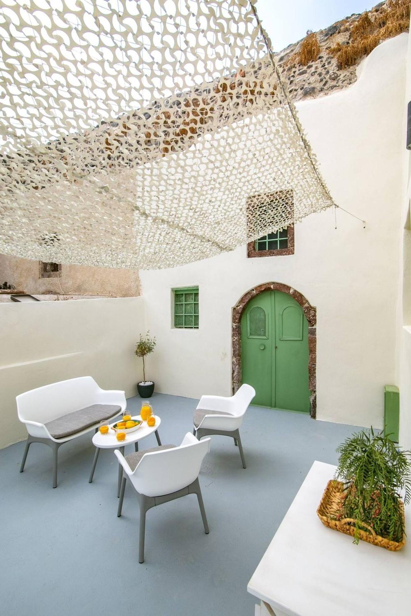Elite Santorini Apartment