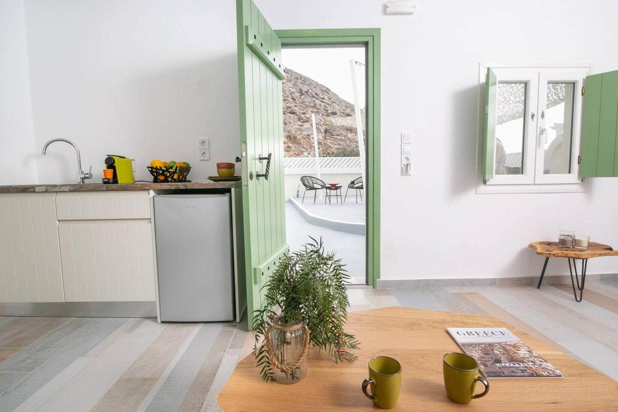 Elite Santorini Apartment Emporio (Santorini)
