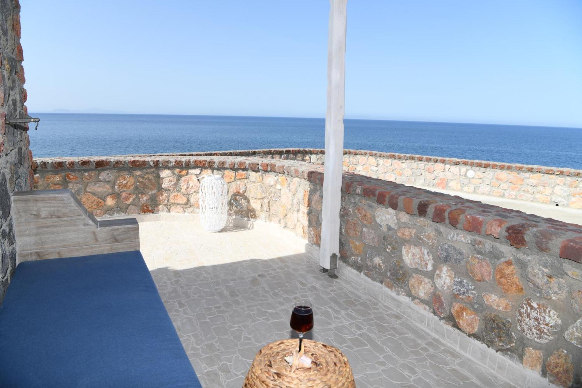 Starlight Luxury Seaside & *