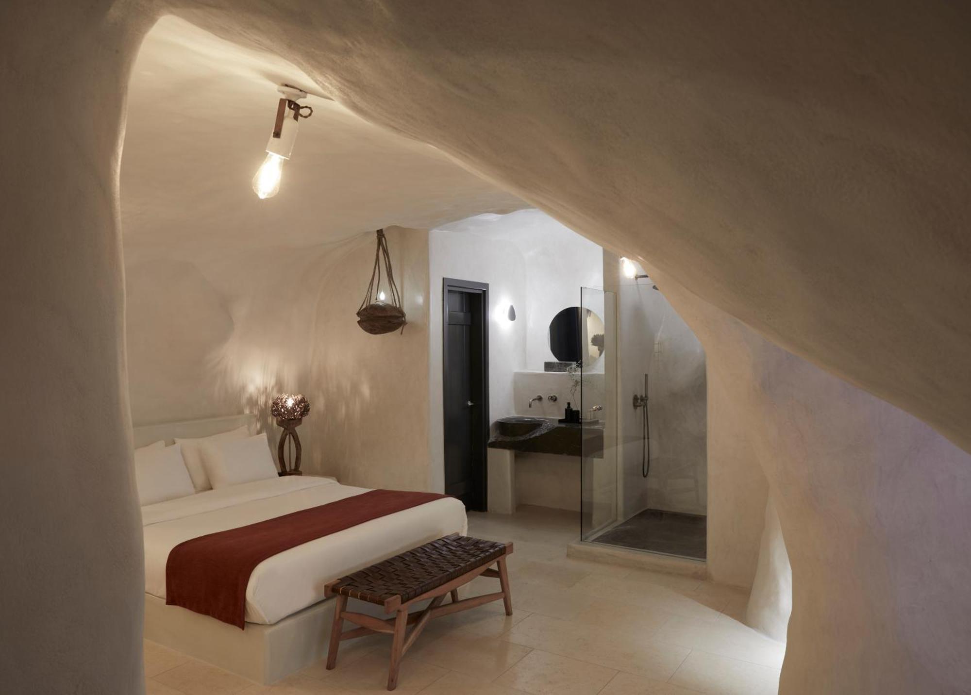 White Pearl Cavalieri (adults Only) 3*