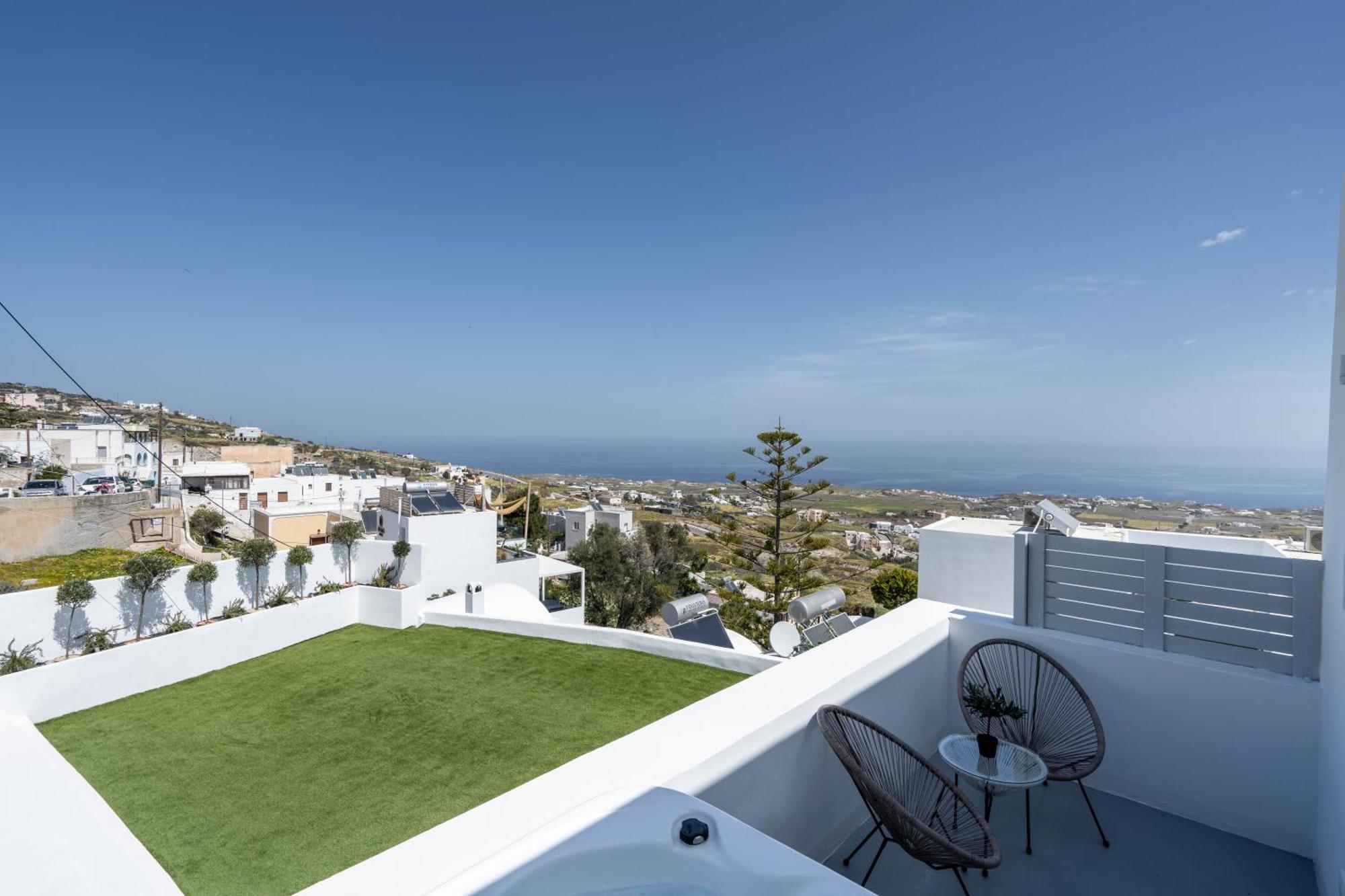 Hotel Cycladic & *