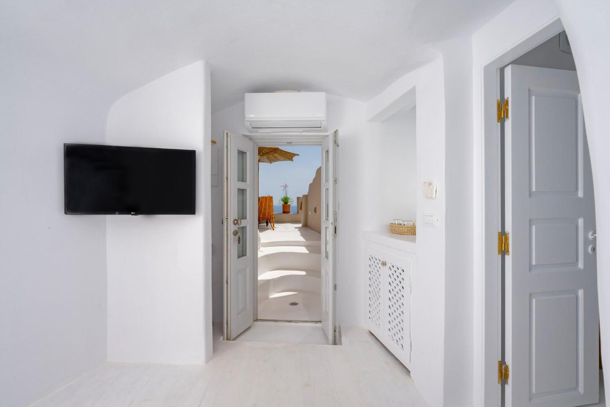 Nano Canaves Villa