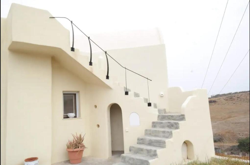 Drakkar Fira (Santorini)