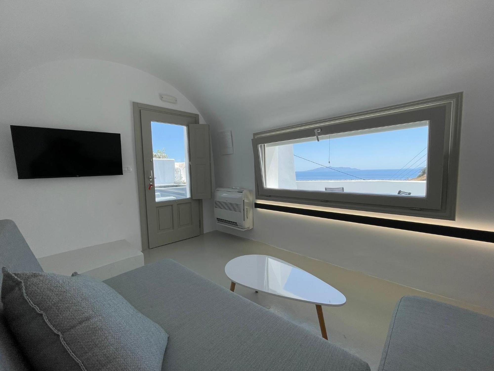 Solo Sole Santorini Holiday home *