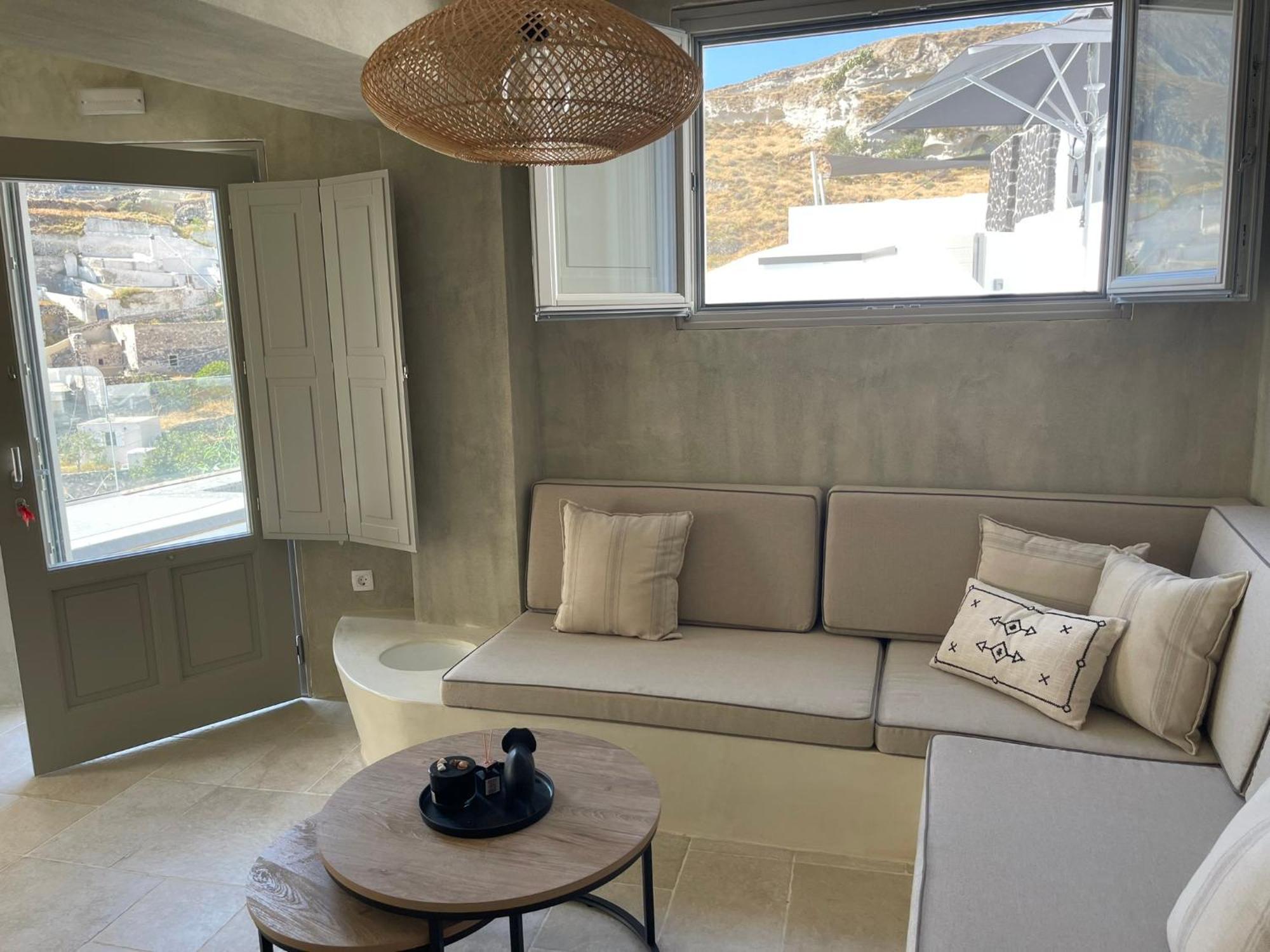 Solo Sole Santorini Holiday home *