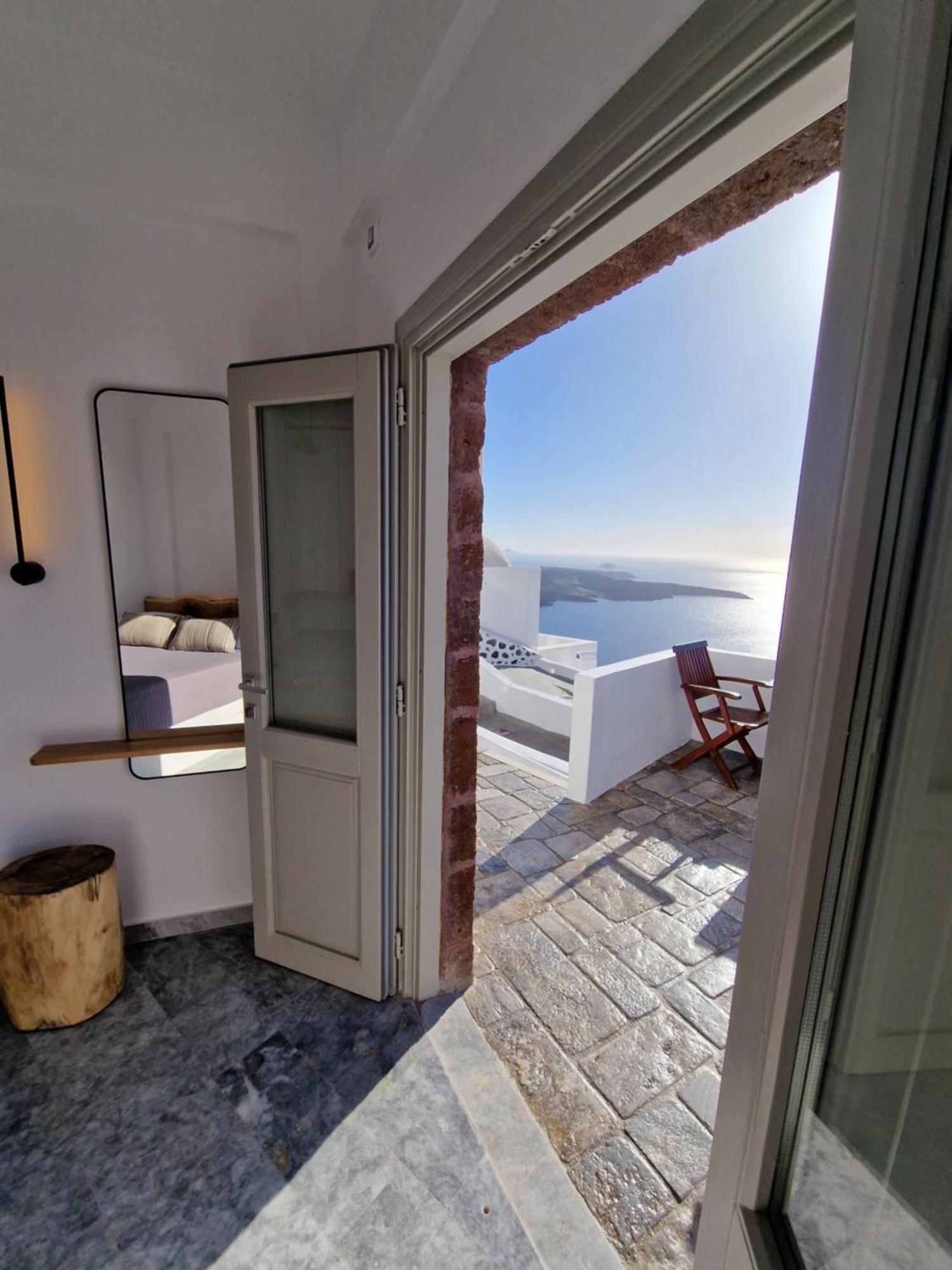 Smaro Aparthotel