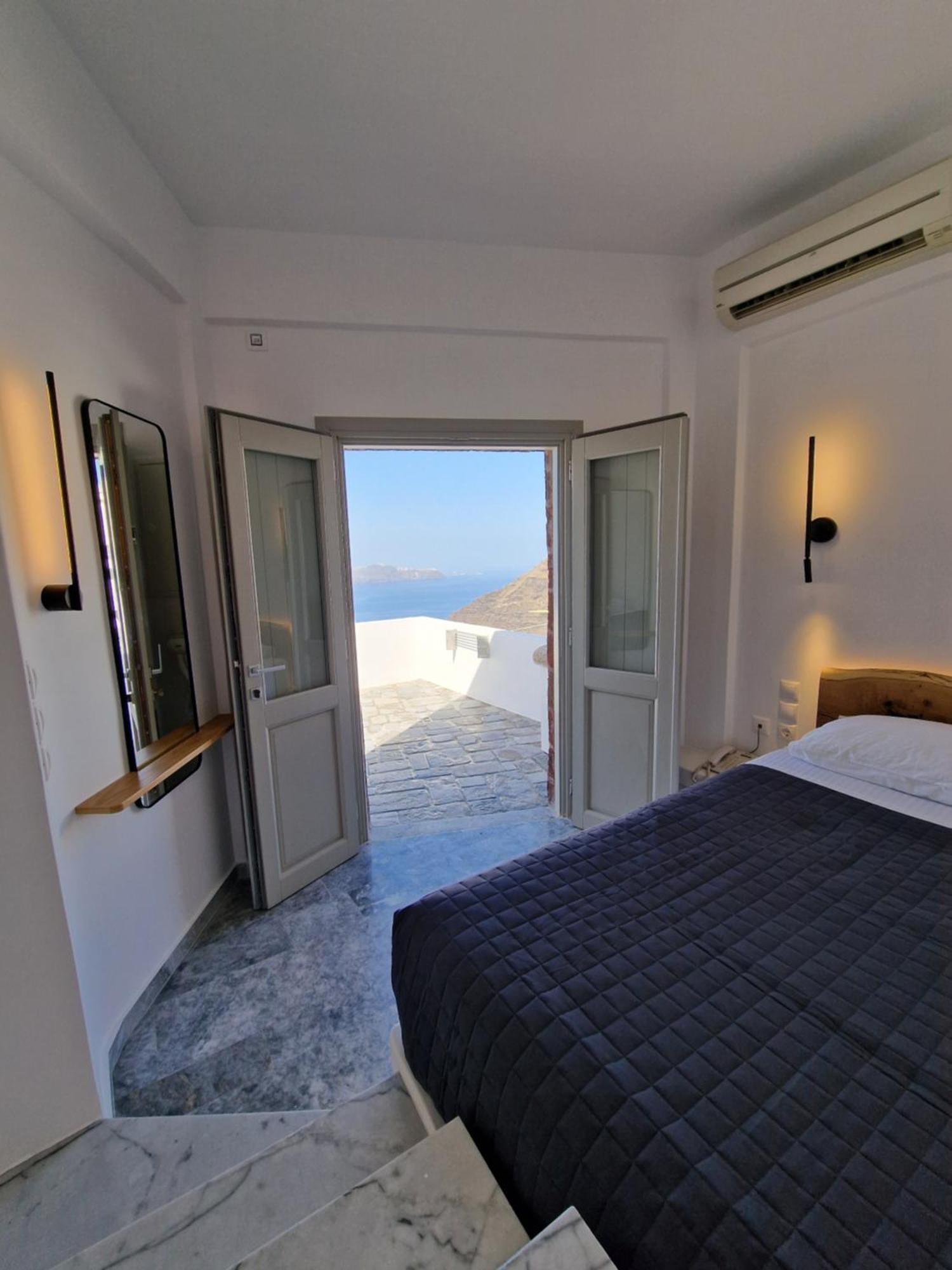 Aparthotel Smaro Firostefani