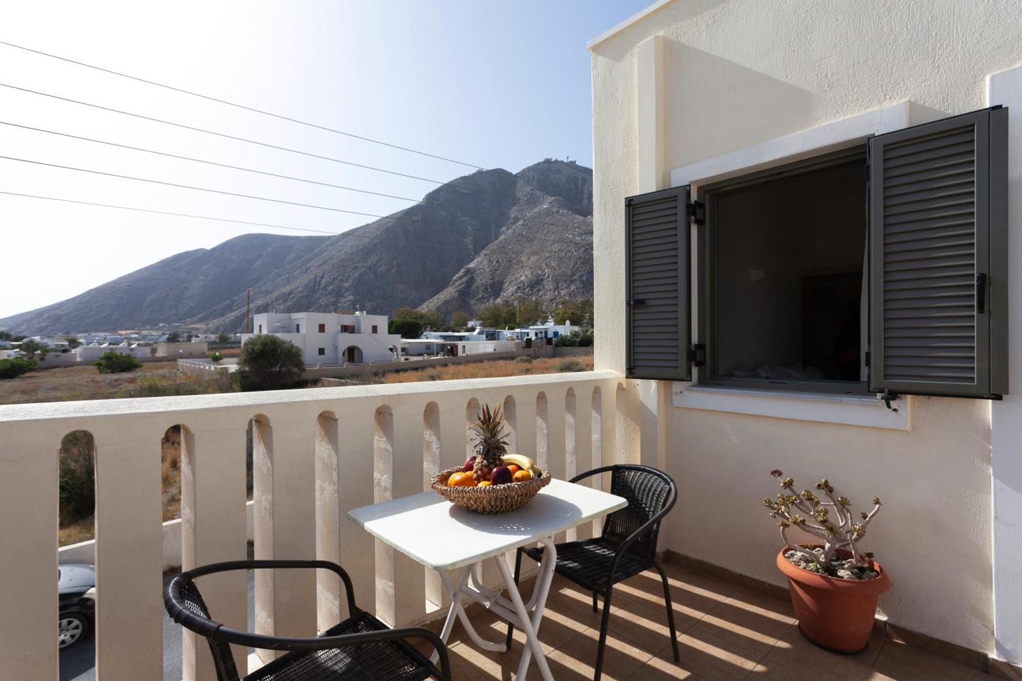 Aparthotel Phevos 3*