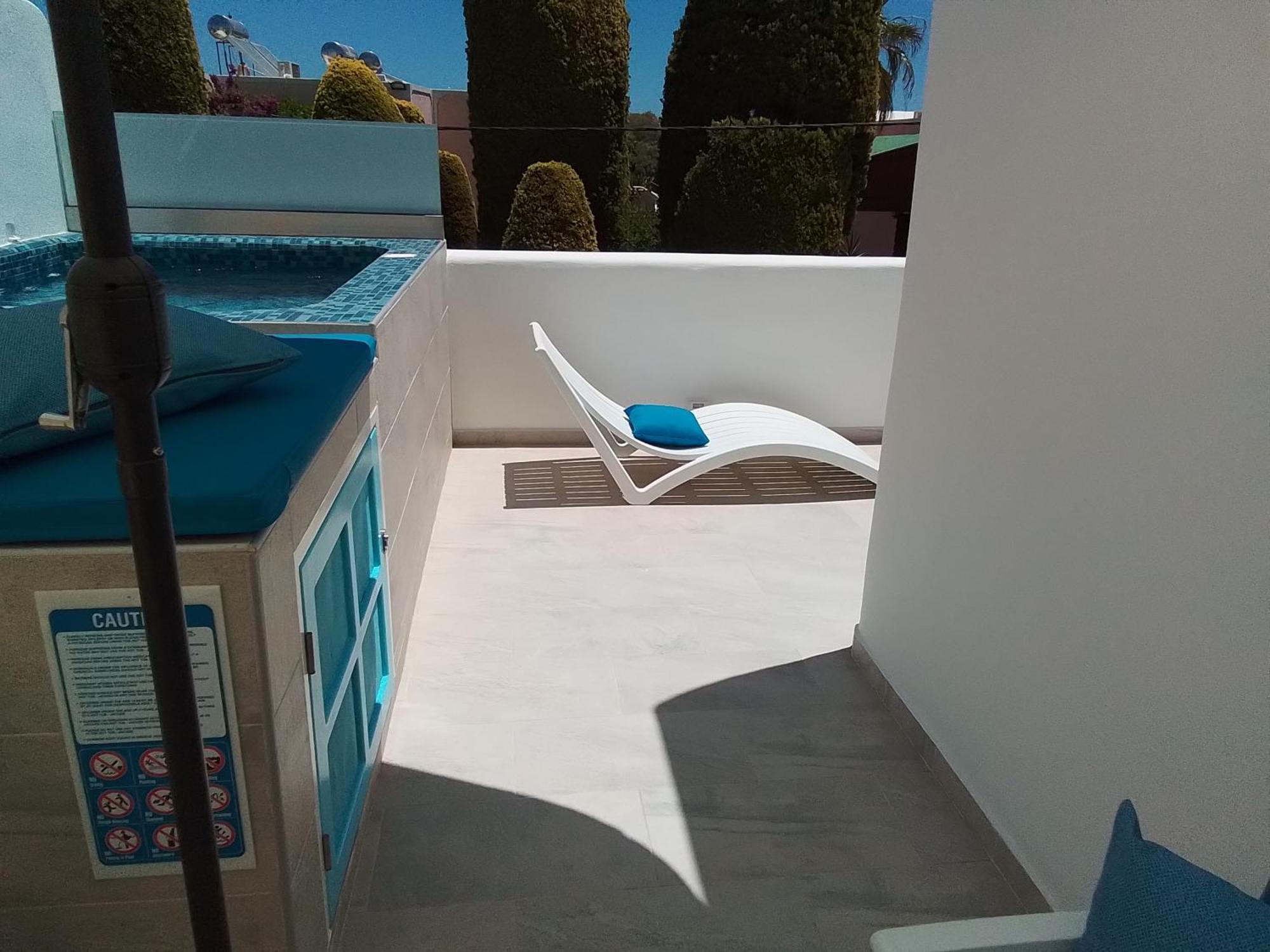 Chariot Santorini Apartment Kamari (Santorini)
