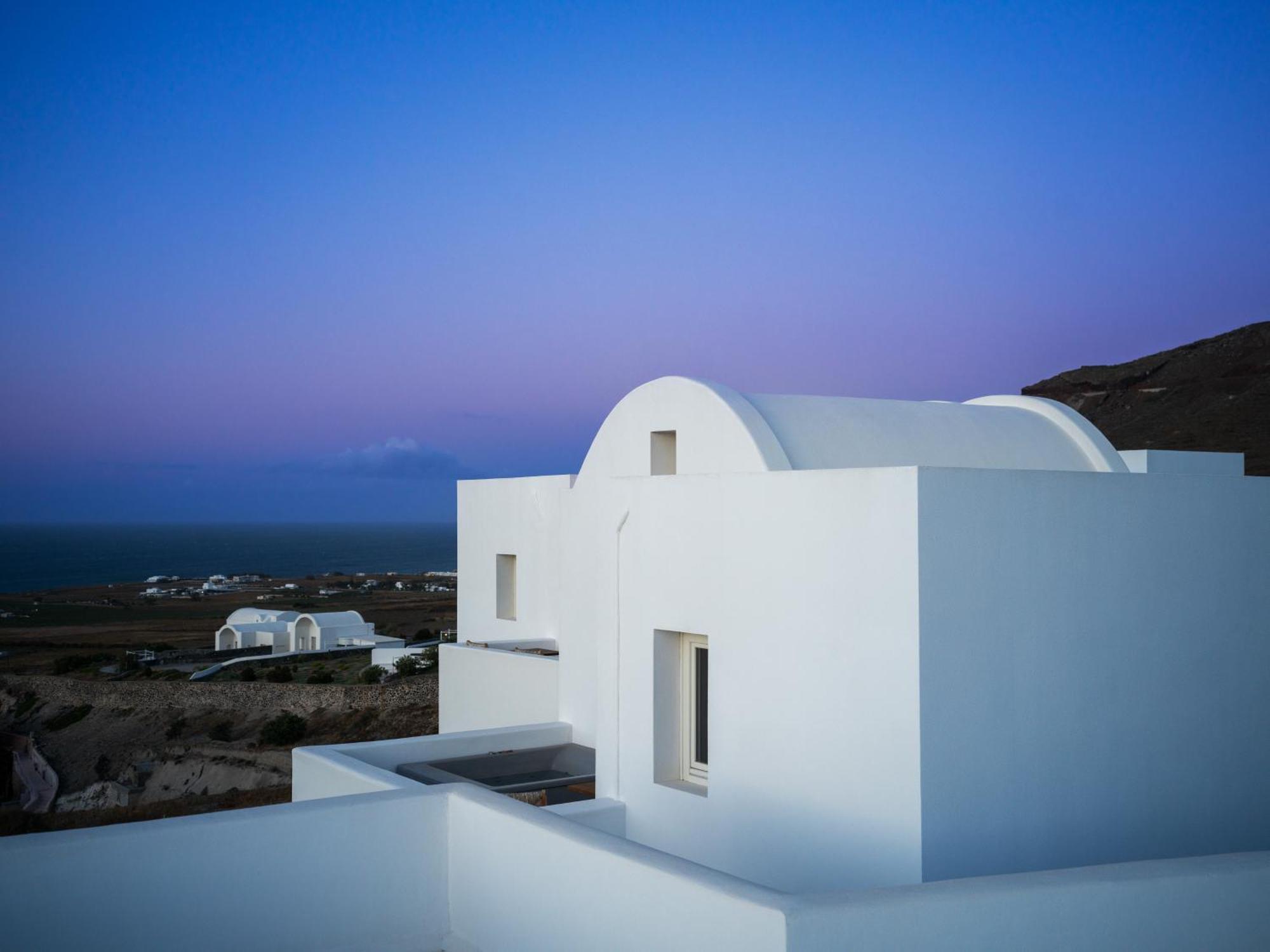 Secret View Oia (Santorini)
