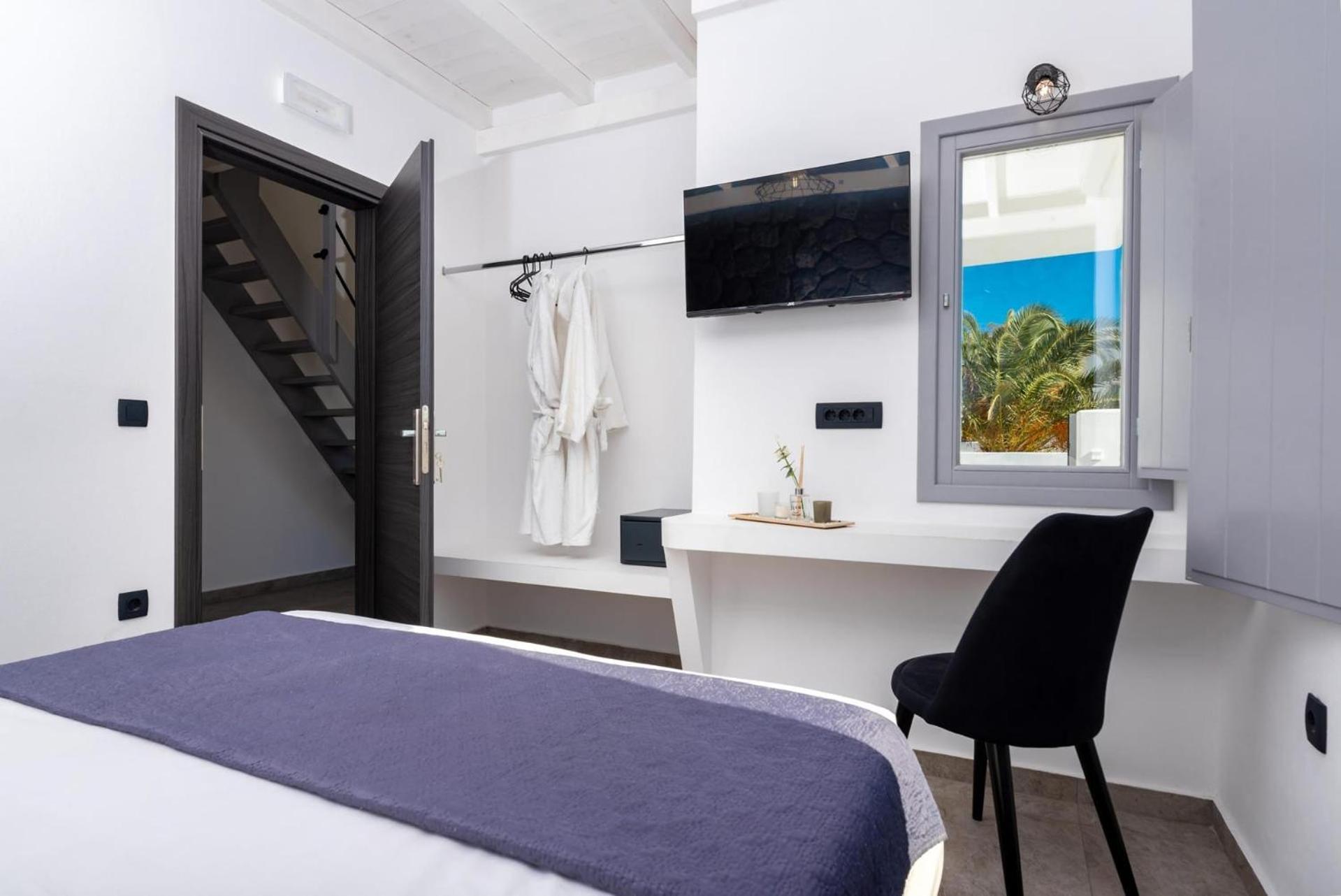 Flv Superior Villa With Private Heated Pool 2 Bedrooms Santorini Villa Perissa (Santorini)