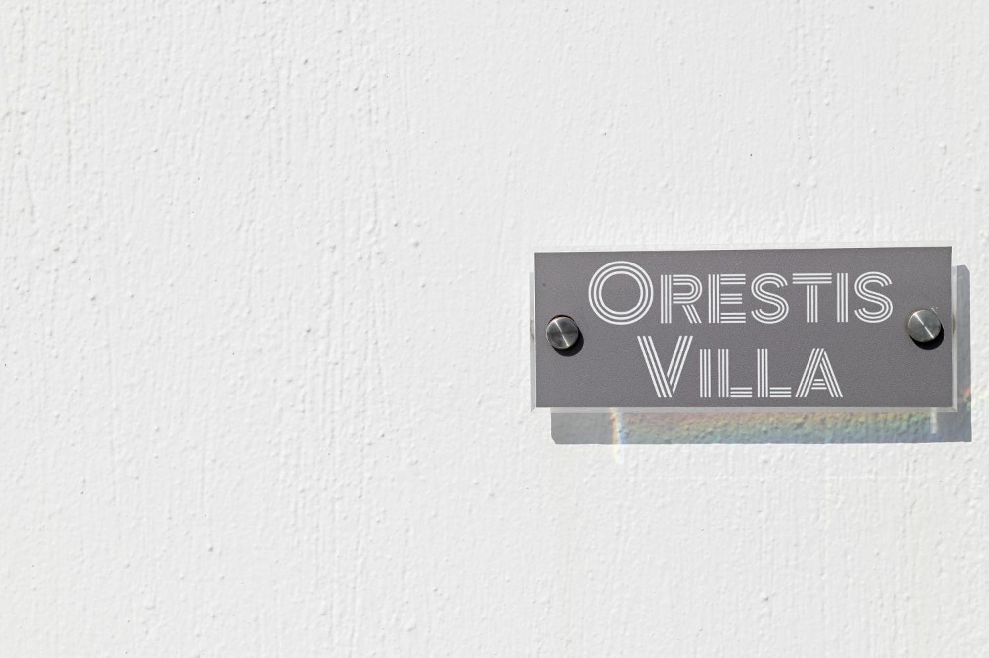 White Curves Santorini Bed & Breakfast