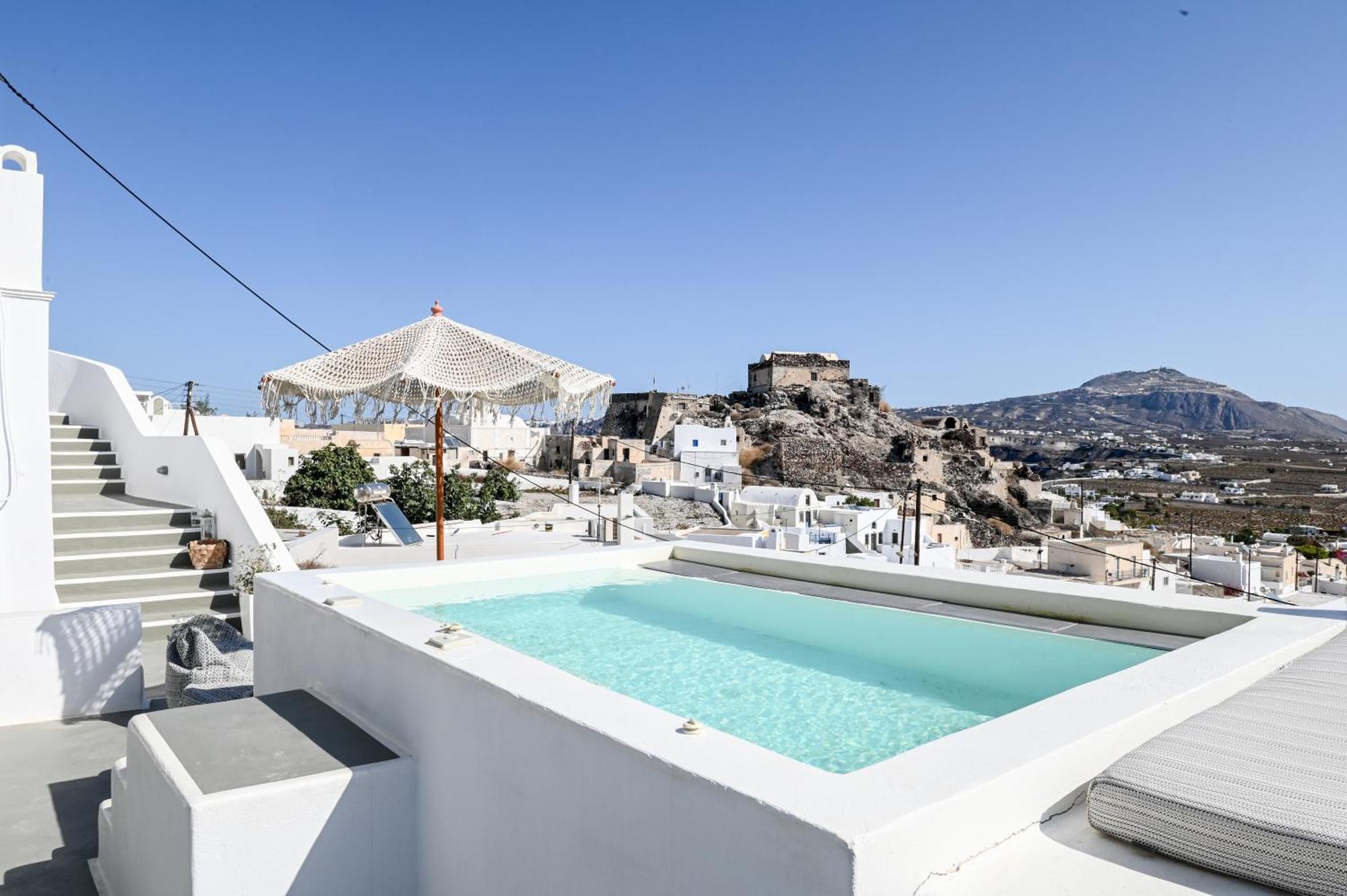 Bed & Breakfast White Curves Santorini