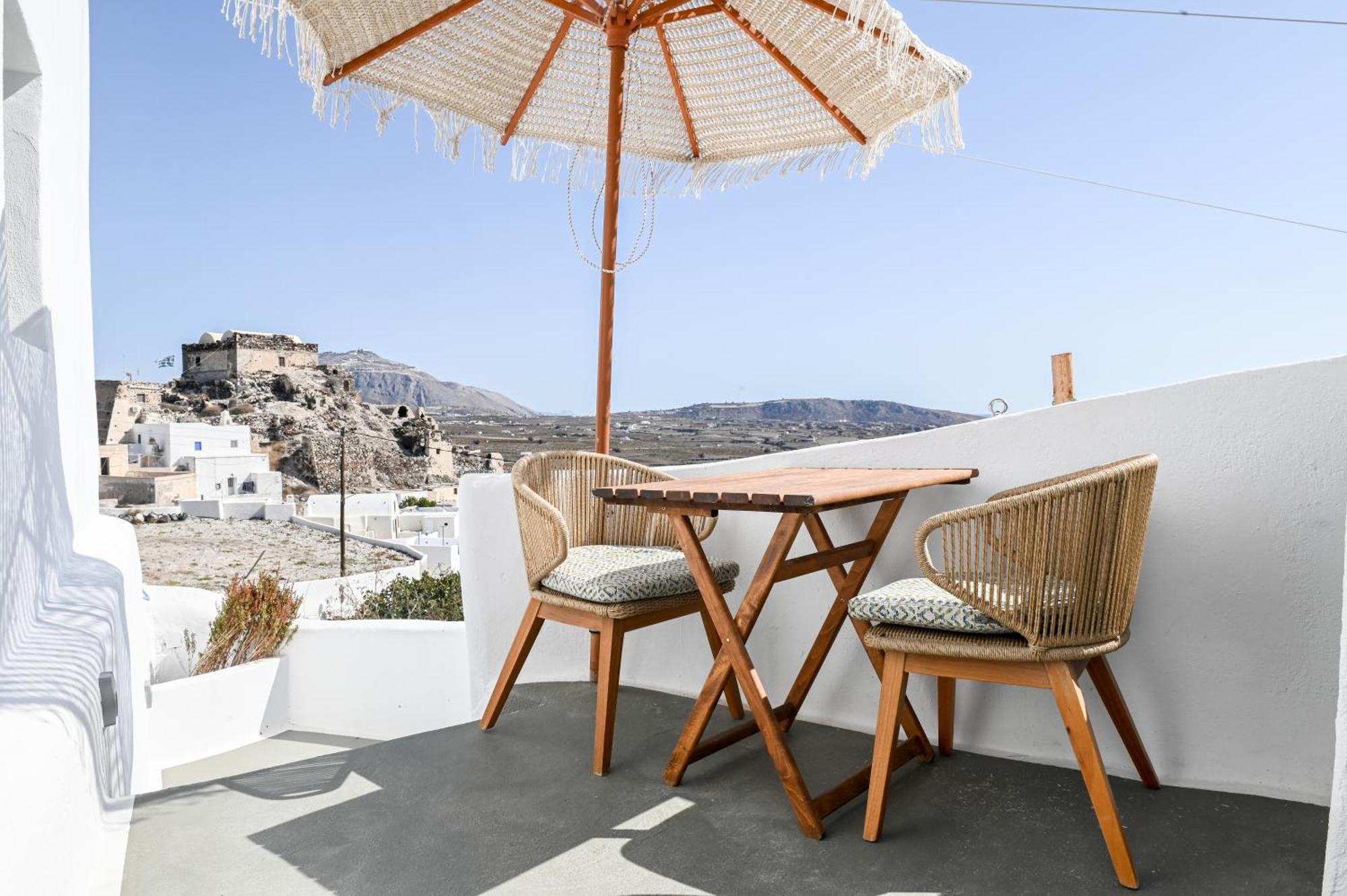 Bed & Breakfast White Curves Santorini *