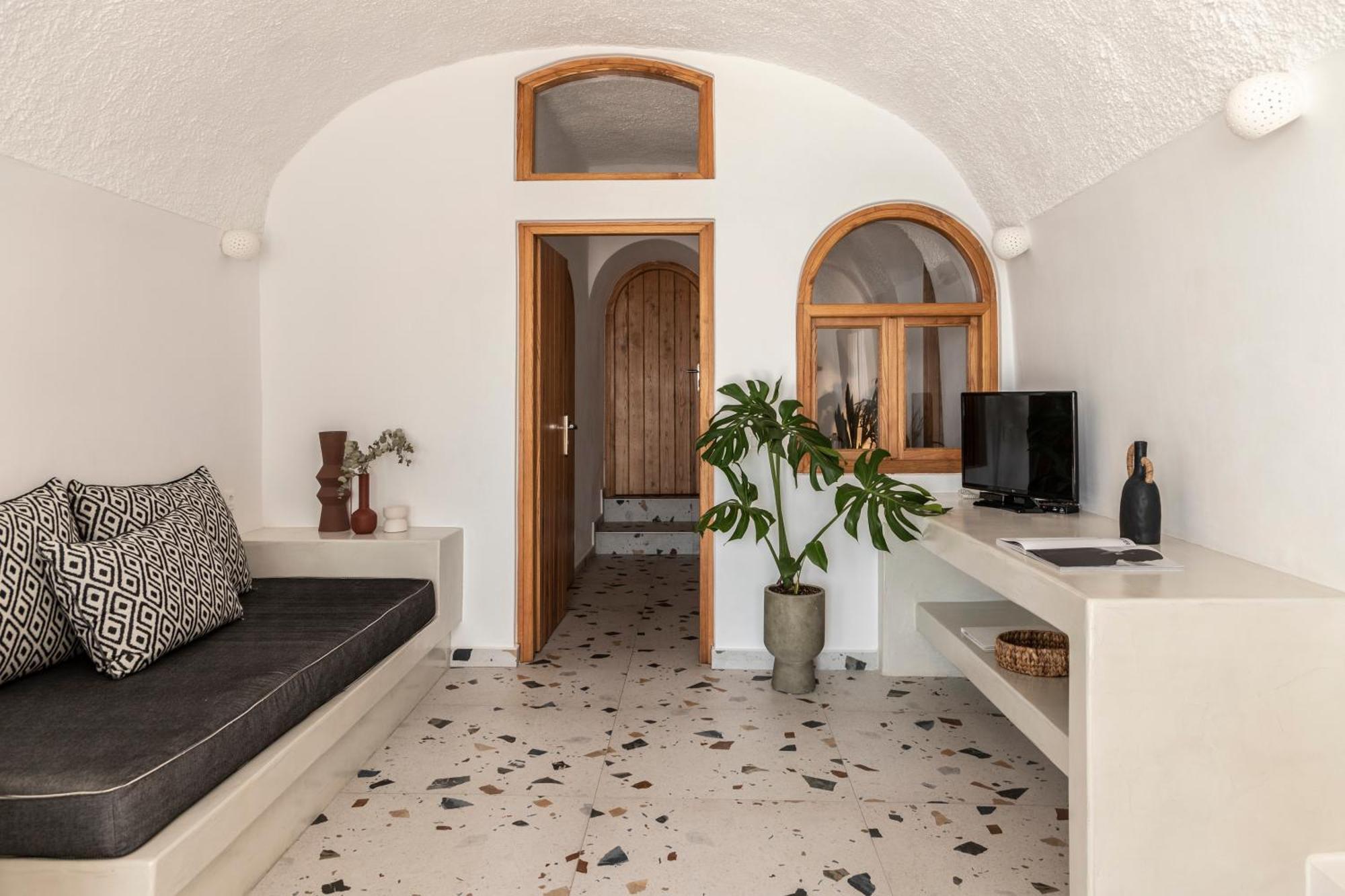 Lukas Apartment
