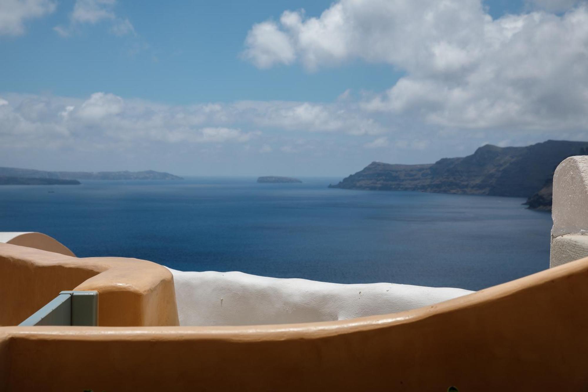 Annouso With Hot Tub By Caldera * Oia (Santorini)