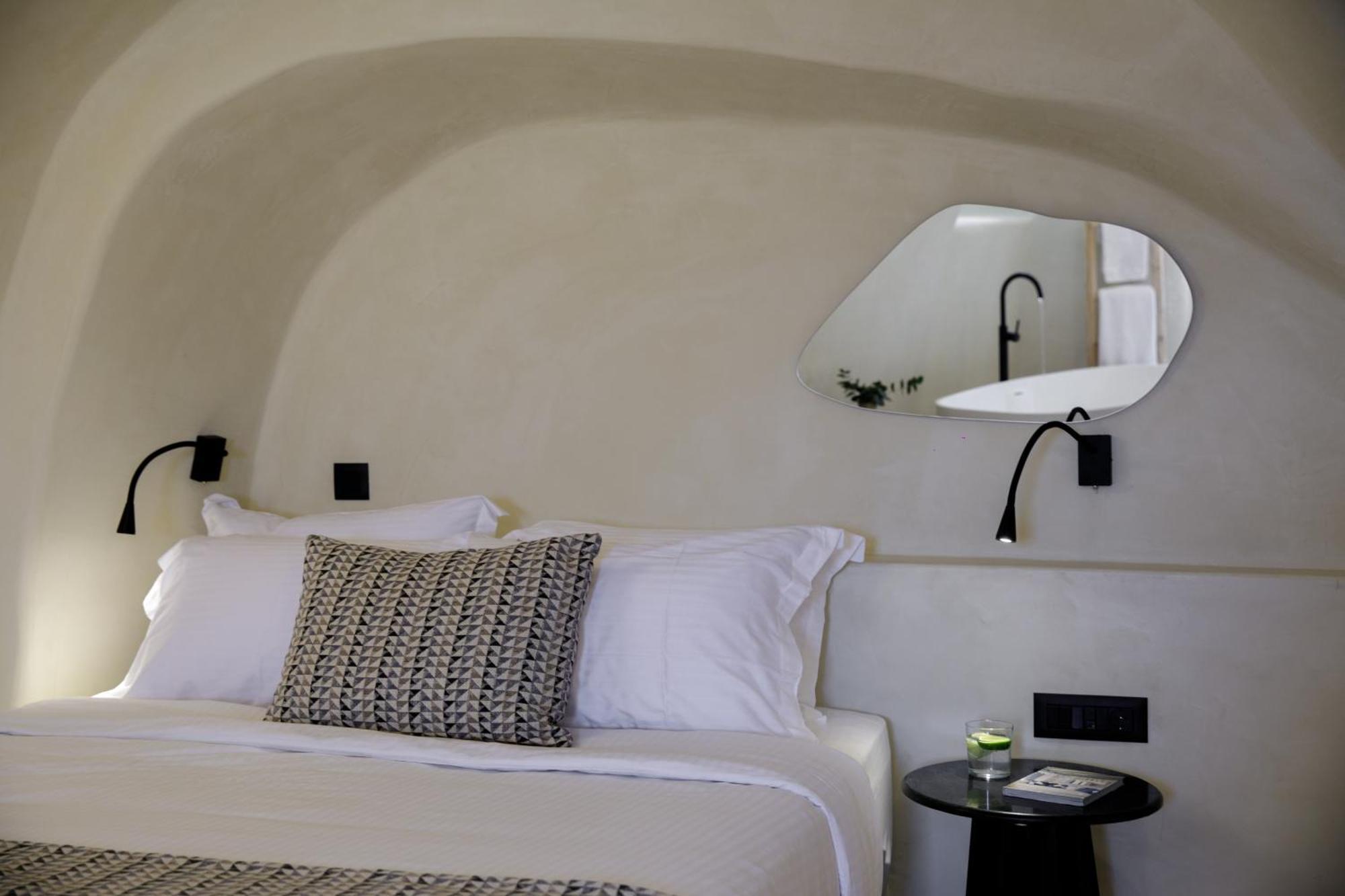 Annouso With Hot Tub By Caldera Villa *