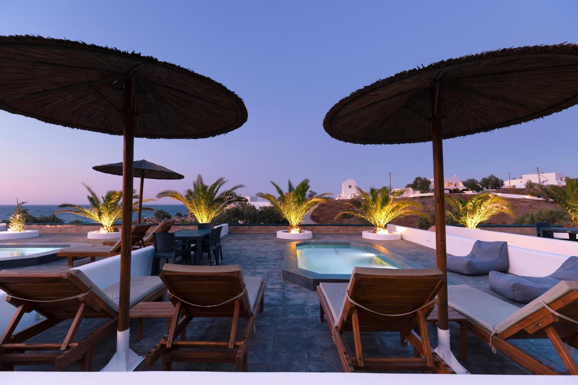 Rhenea Apartment Imerovigli (Santorini)