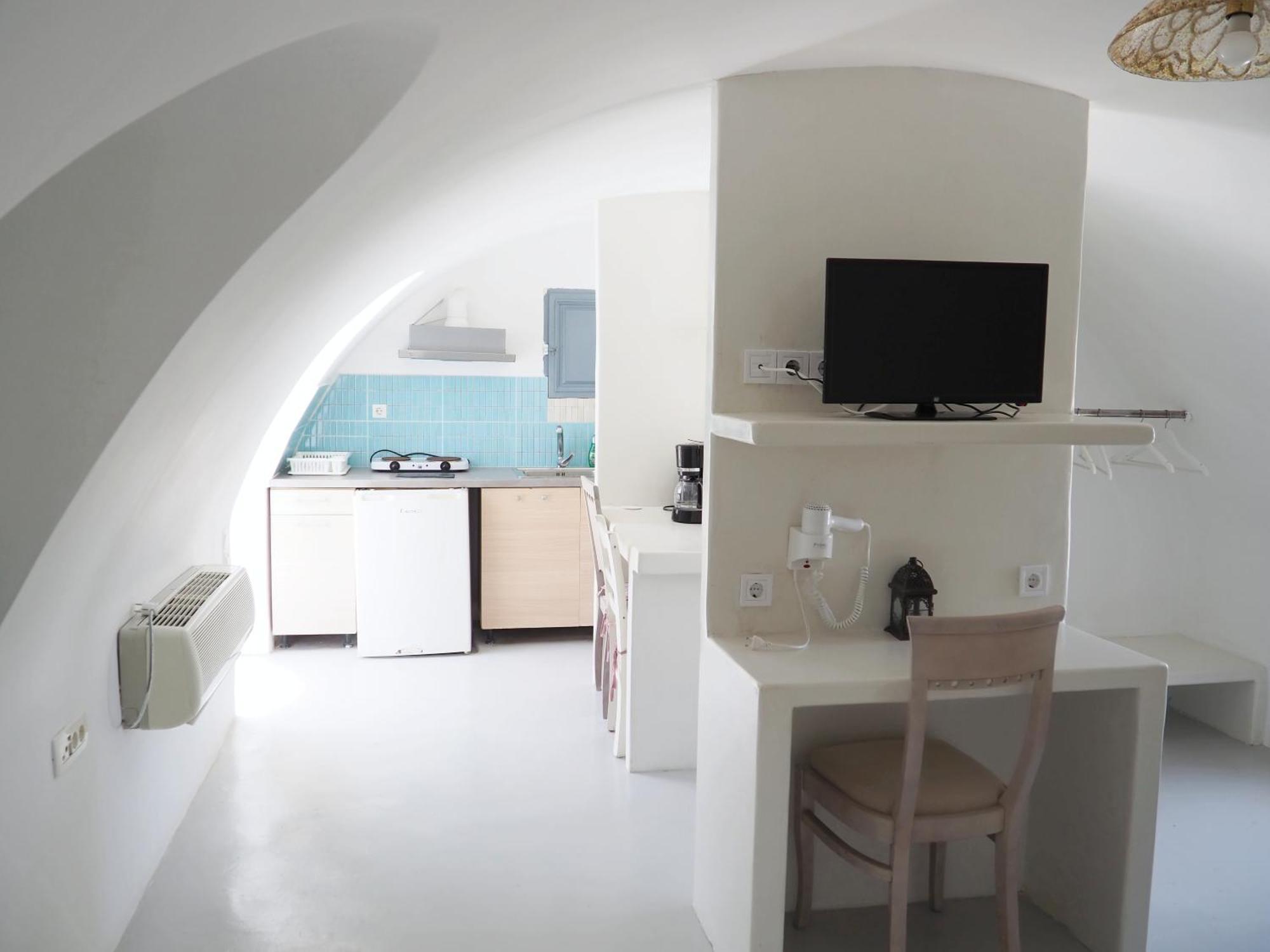 Aparthotel Leon Lux Perivolos (Santorini)
