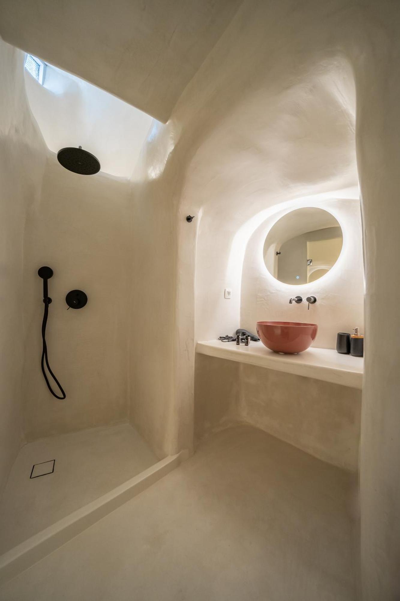 Hotel Alaya