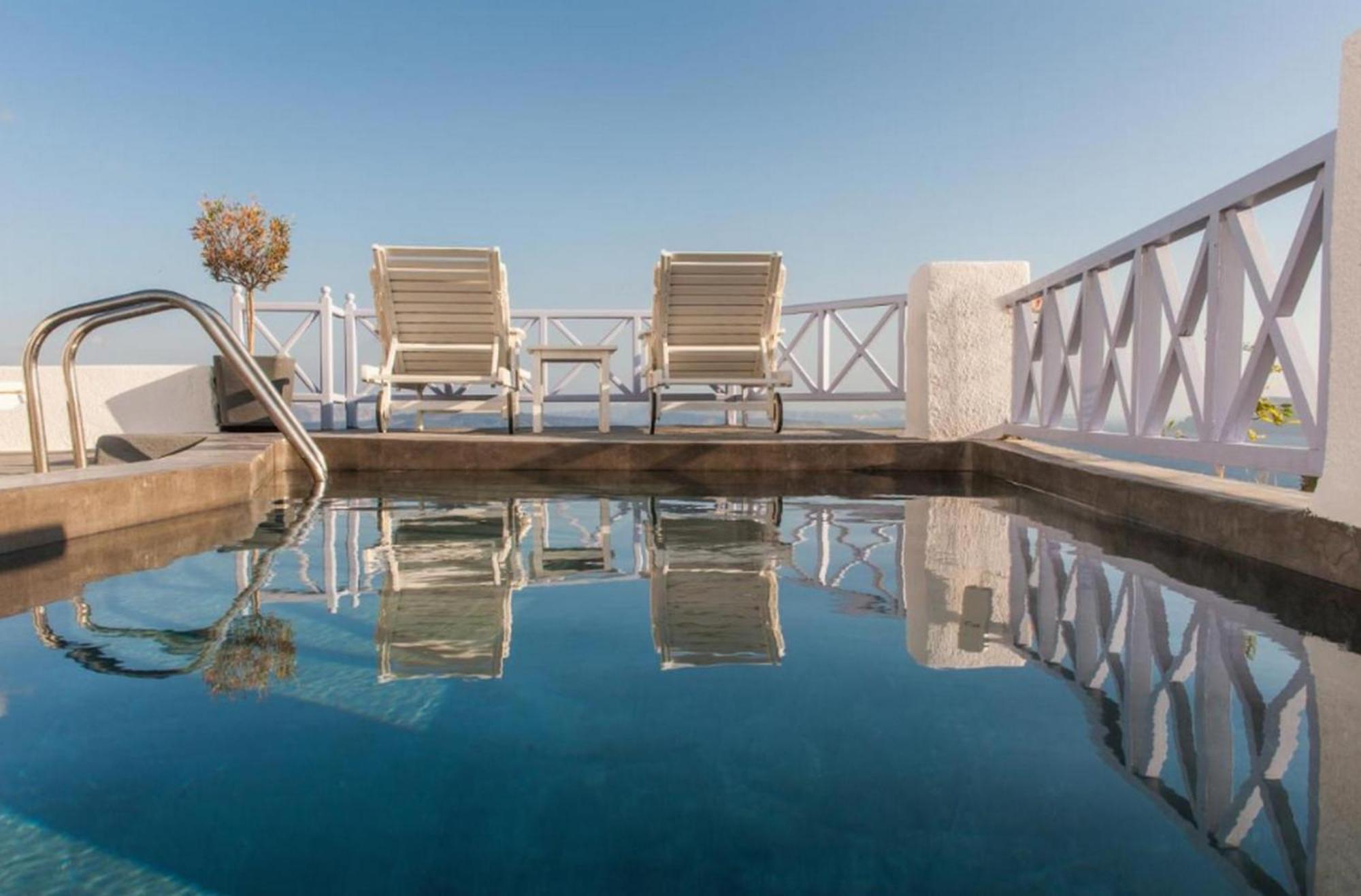 Pousada Thrilling Santorini Ragus 1 Bedroom Min, Children Age 12 Years Spacious Shared Sun Terrace And Swimming Pool With Breathtaking,