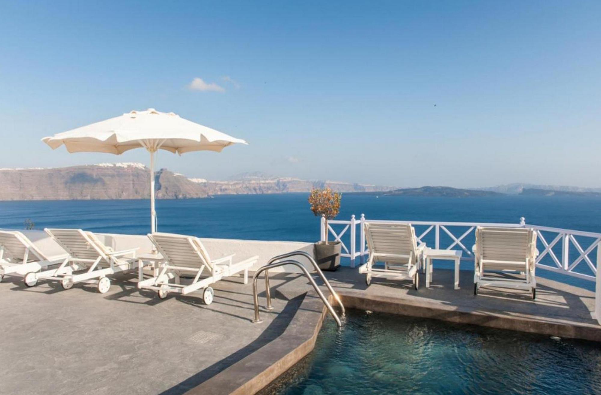 Thrilling Santorini Ragus 1 Bedroom Min, Children Age 12 Years Spacious Shared Sun Terrace And Swimming Pool With Breathtaking, Pousada