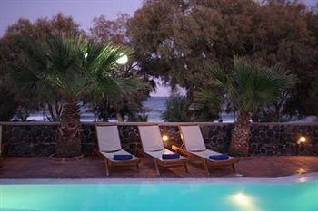 The Boathouse Hotel