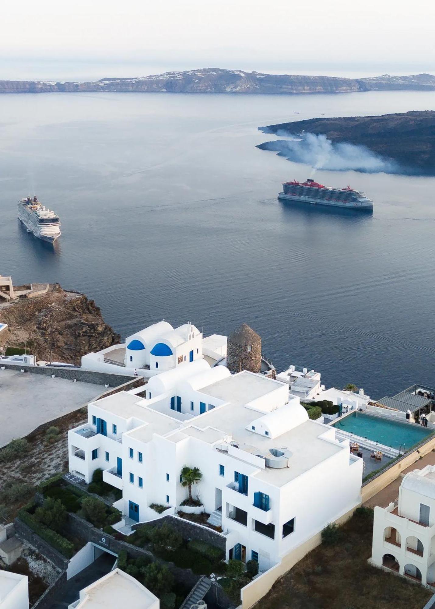 Aeifos Boutique 5* Imerovigli (Santorini)
