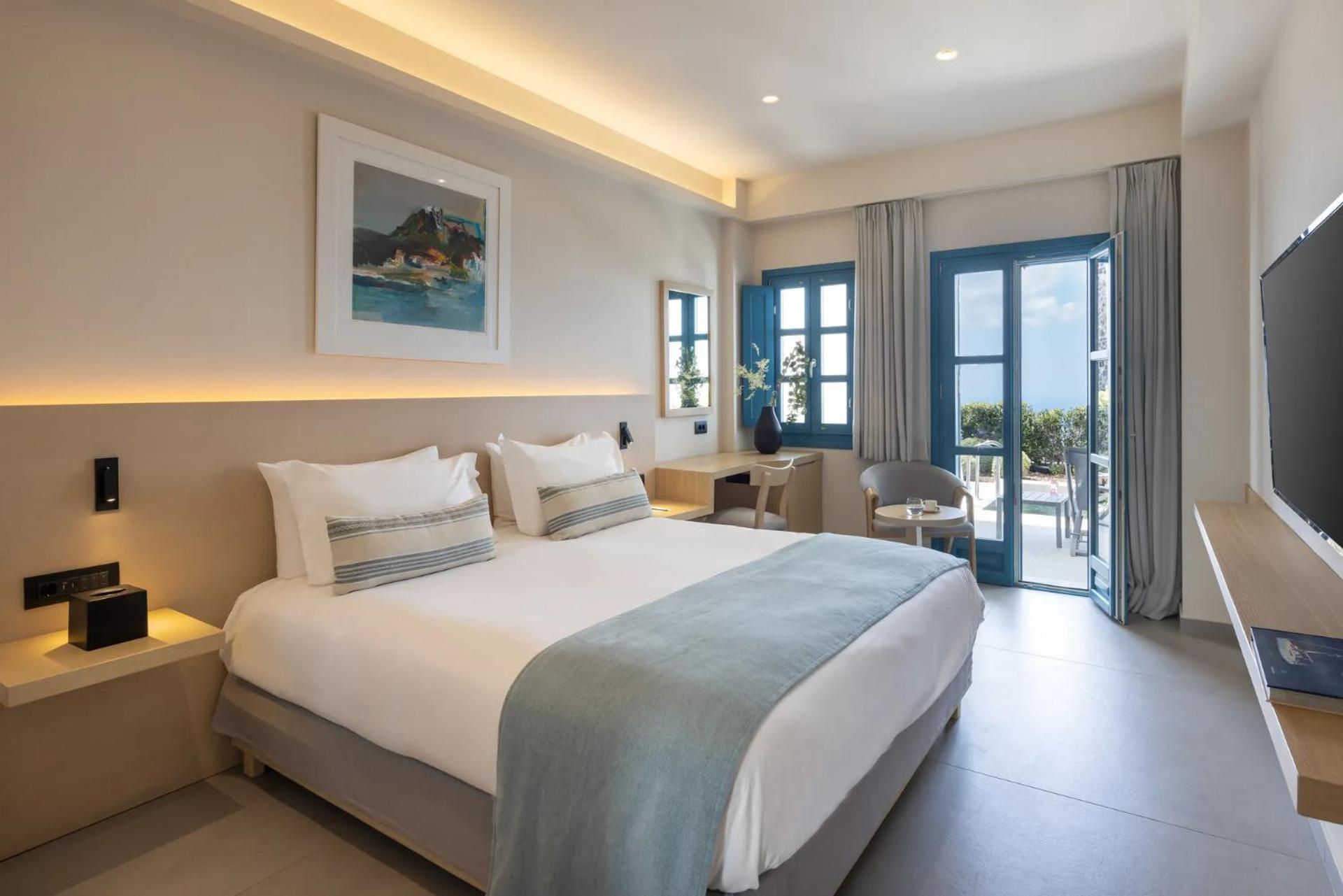 Aeifos Boutique 5* Imerovigli (Santorini)