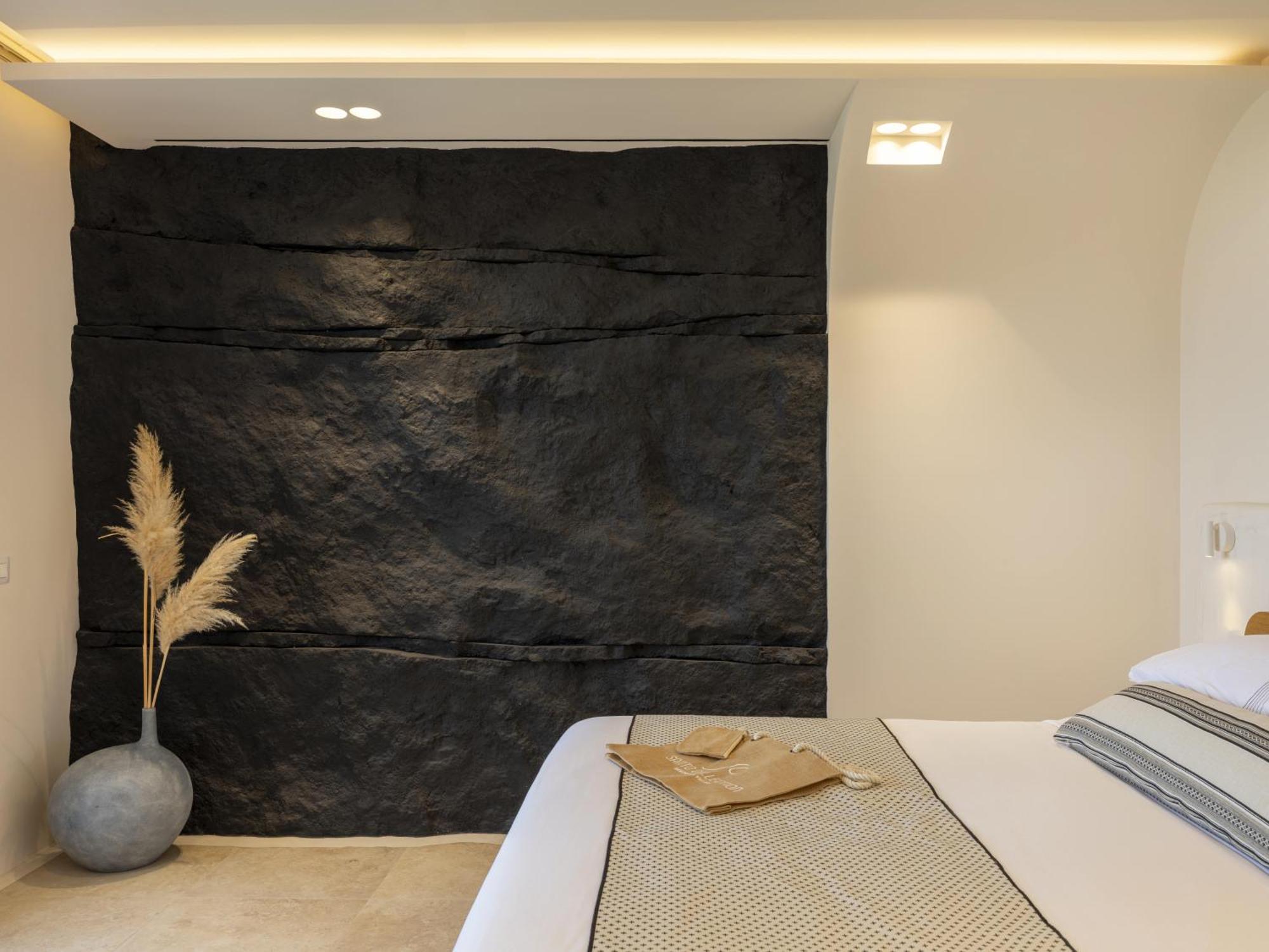 Santo Mine 5*