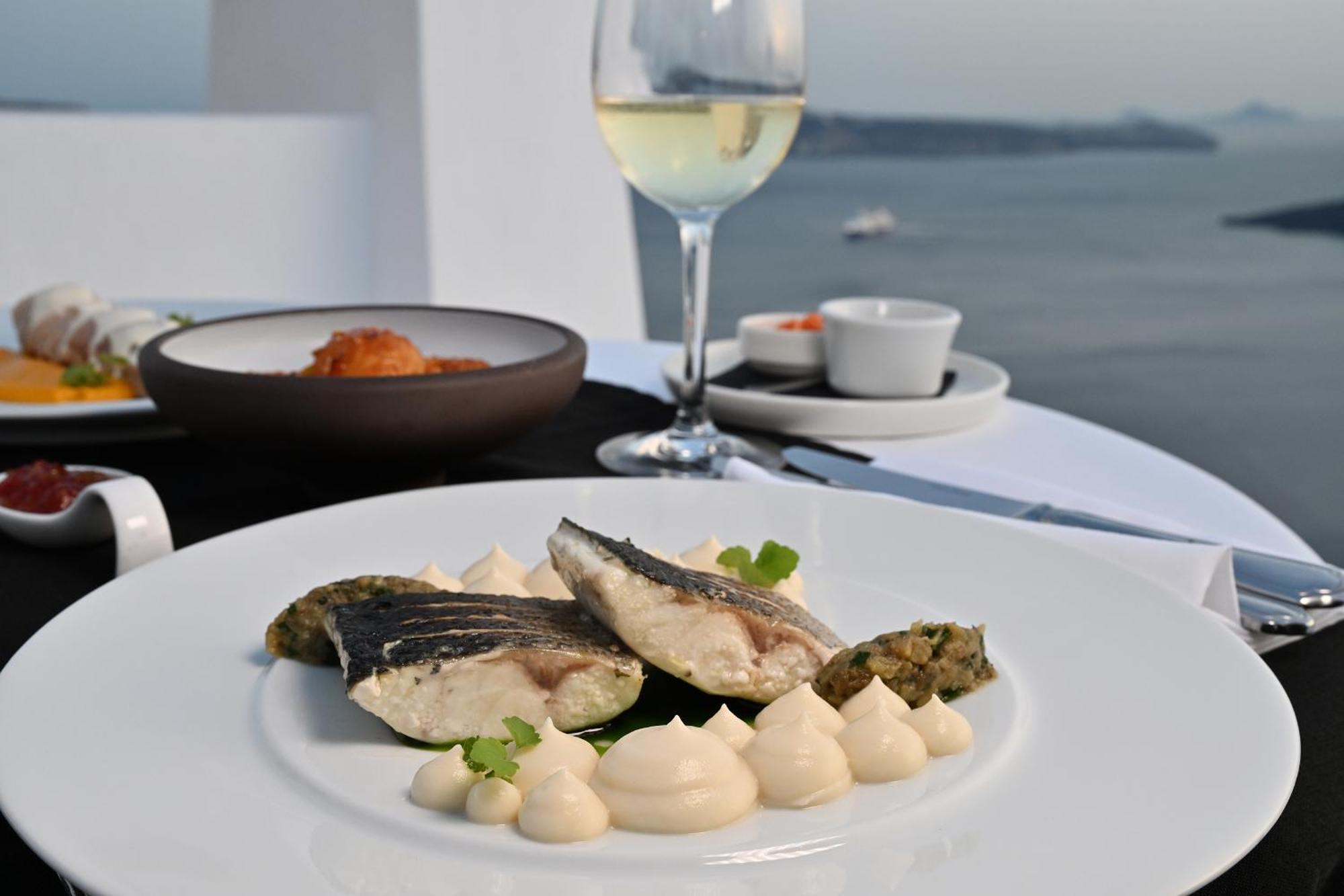 Hotel Aigialos Luxury Traditional Settlement