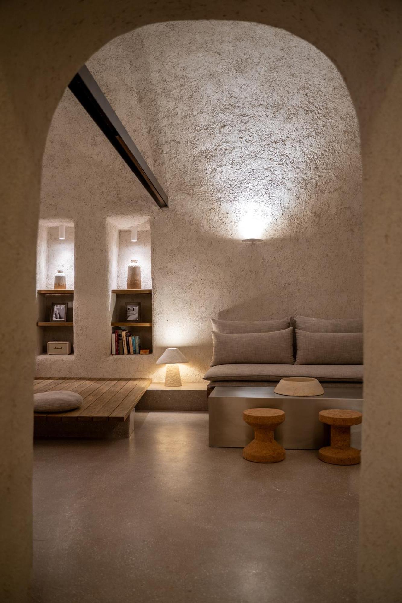 Villa Kanava Cave Winery *