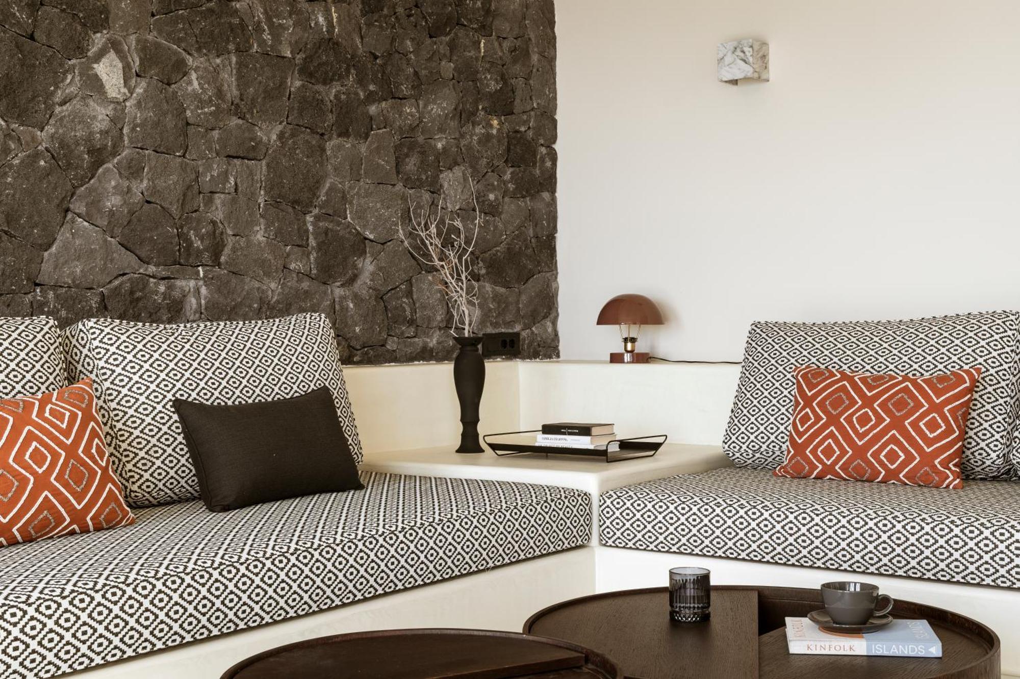 Almarossa Luxury Villa Vourvoulos