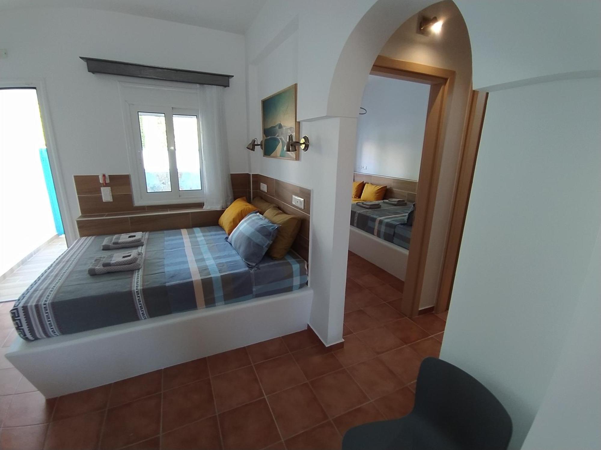 Chariot Santorini Apartment