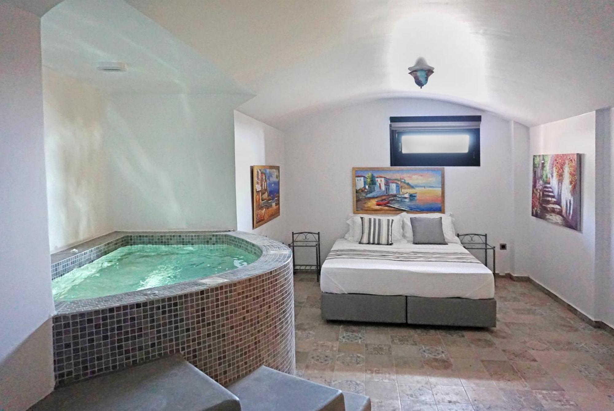Golden Moments Luxury Stone A Aparthotel