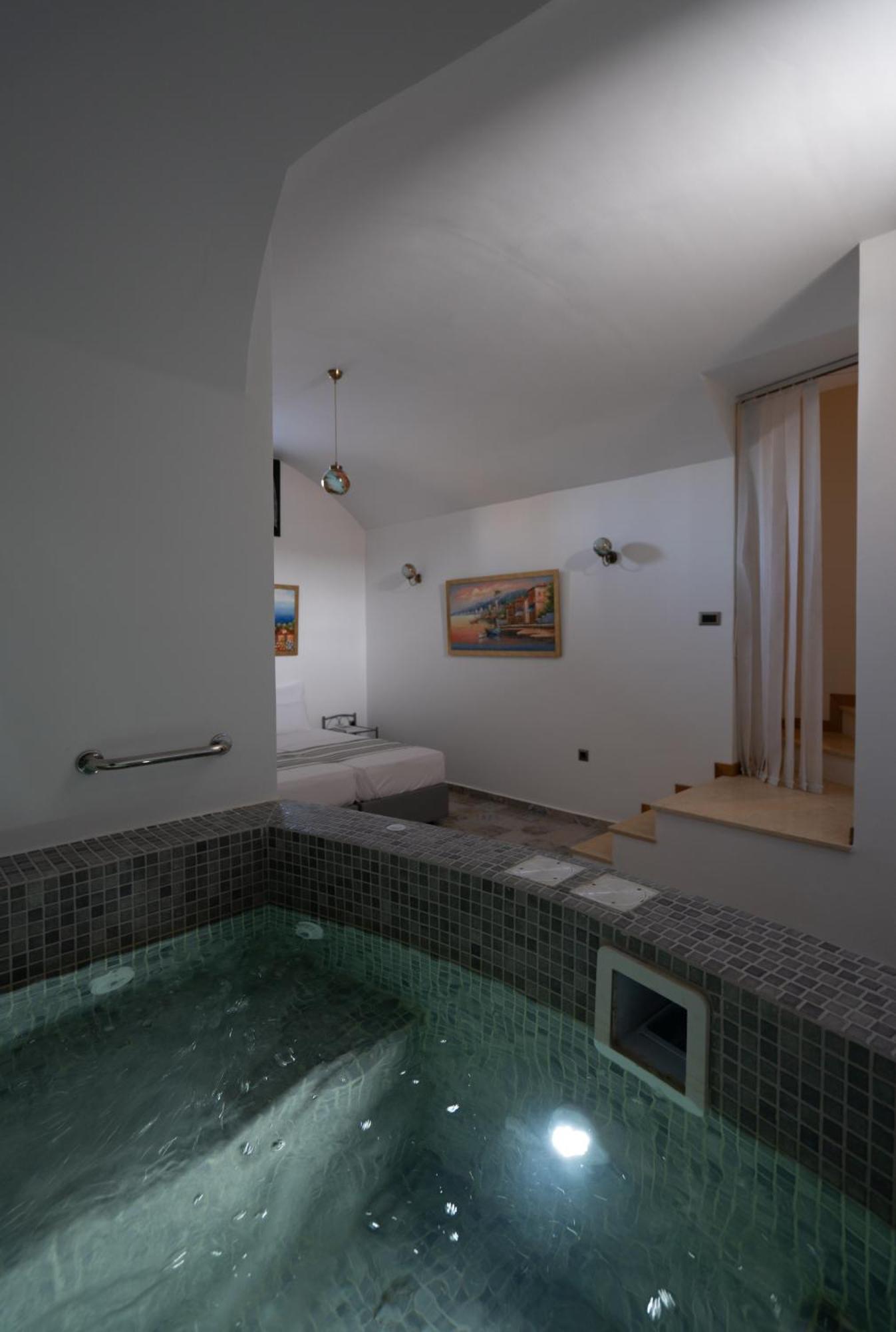 Golden Moments Luxury Stone A Aparthotel *