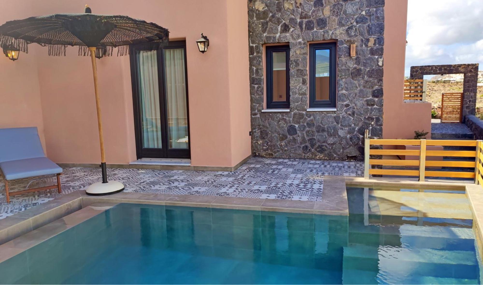 Aparthotel Golden Moments Luxury Stone A Messaria (Santorini)