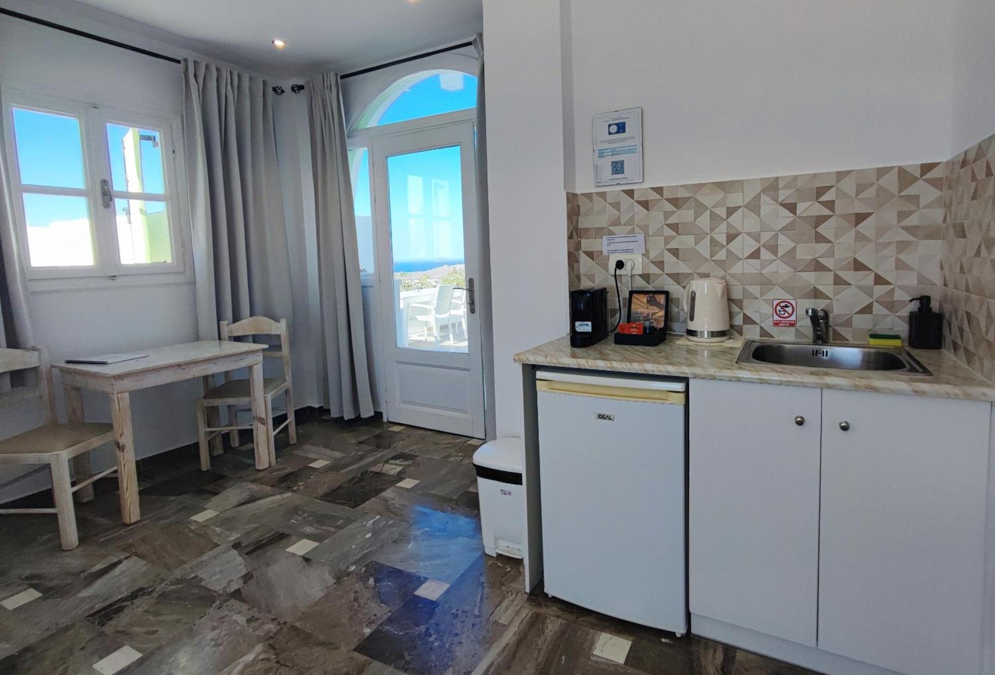 The Cliff Reflections - Adults Only Apartment