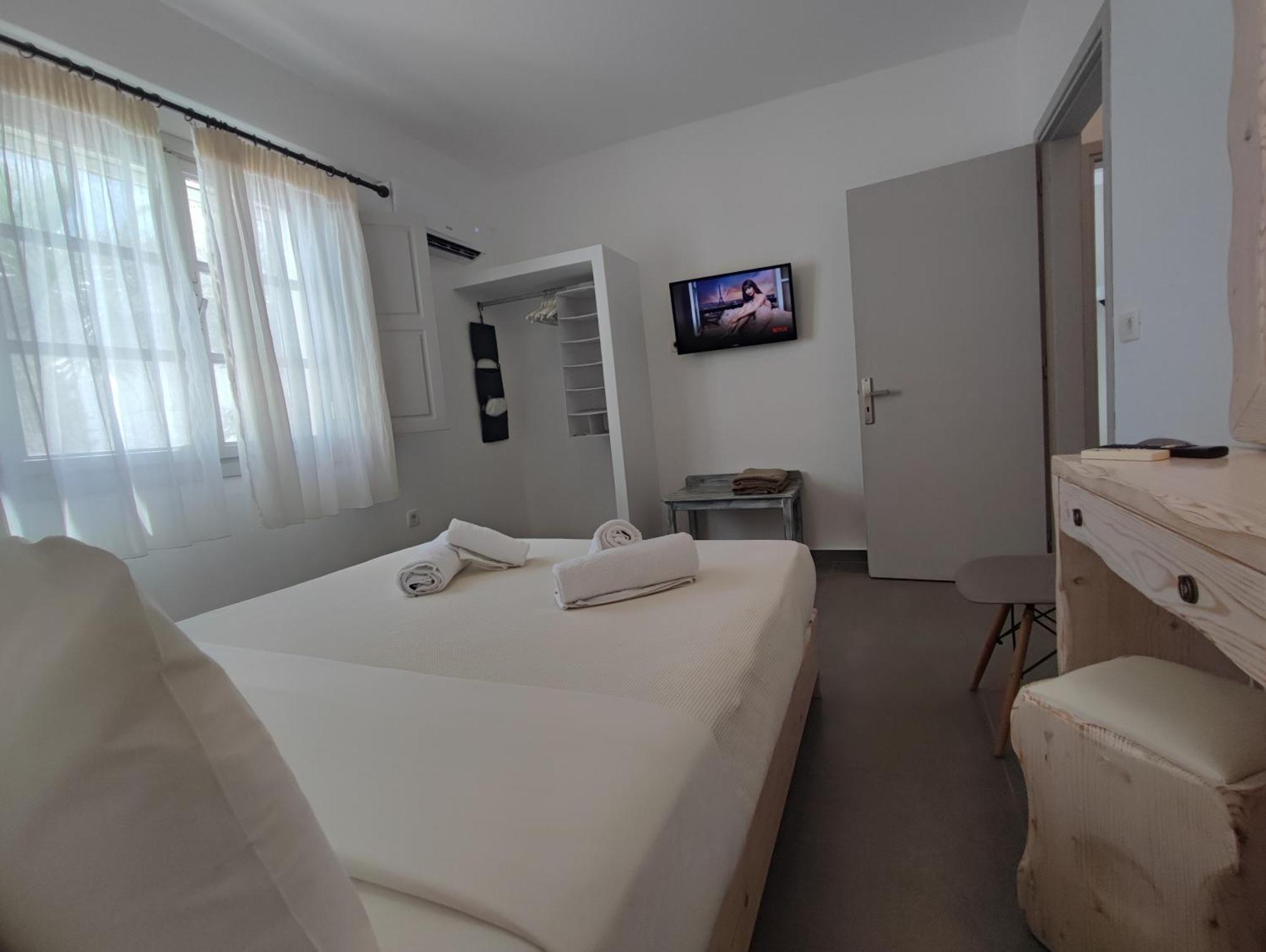 The Cliff Reflections - Adults Only Apartment